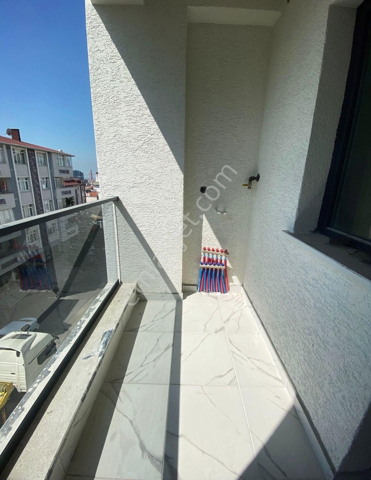 Mertcan Dan Adnan Kahveci Metroya Yürüme Arakat 2+1 Lüks Kiralık - Görsel 30