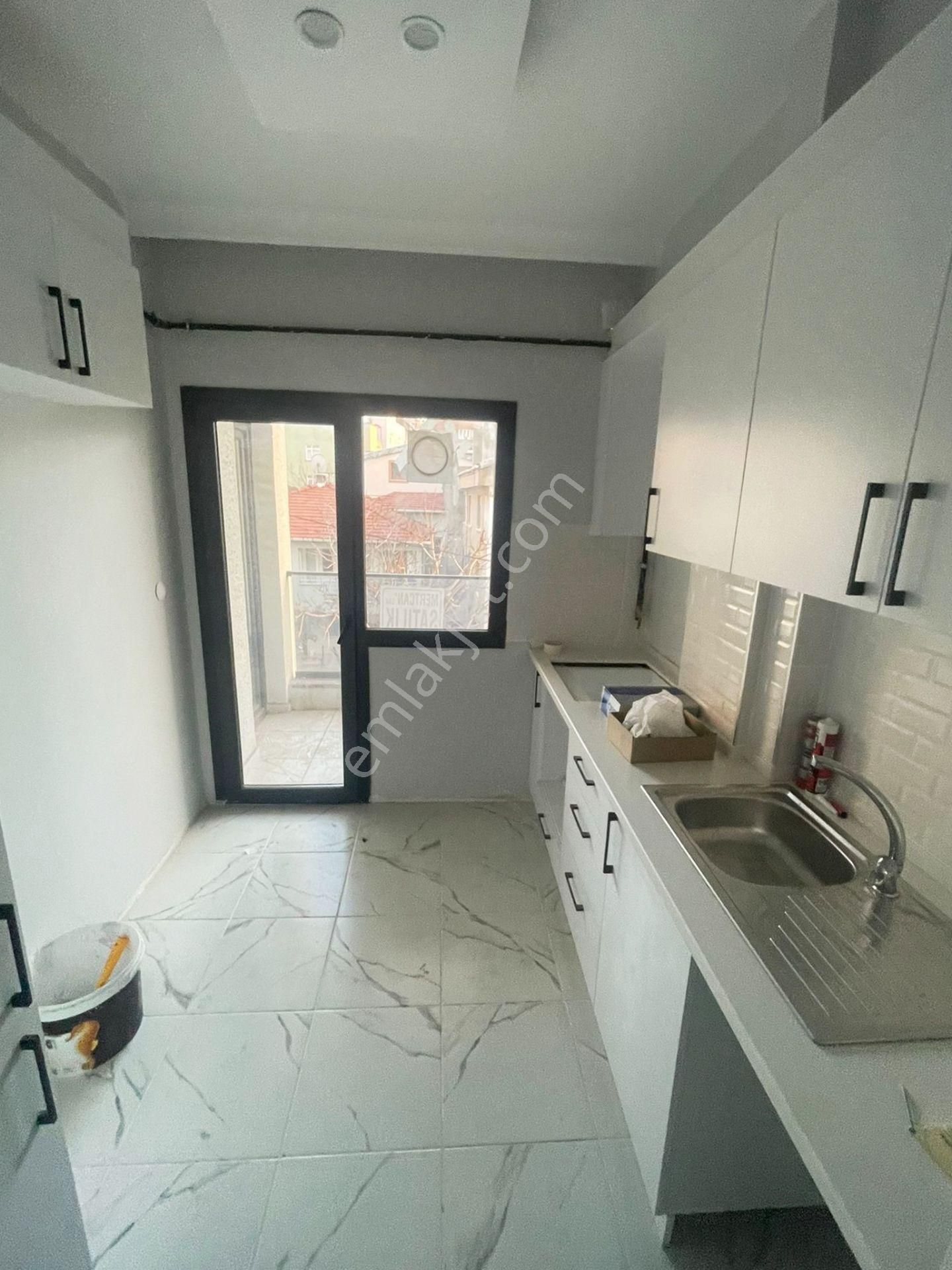 Mertcan Dan Adnan Kahveci Metroya Yürüme Arakat 2+1 Lüks Kiralık - Görsel 16