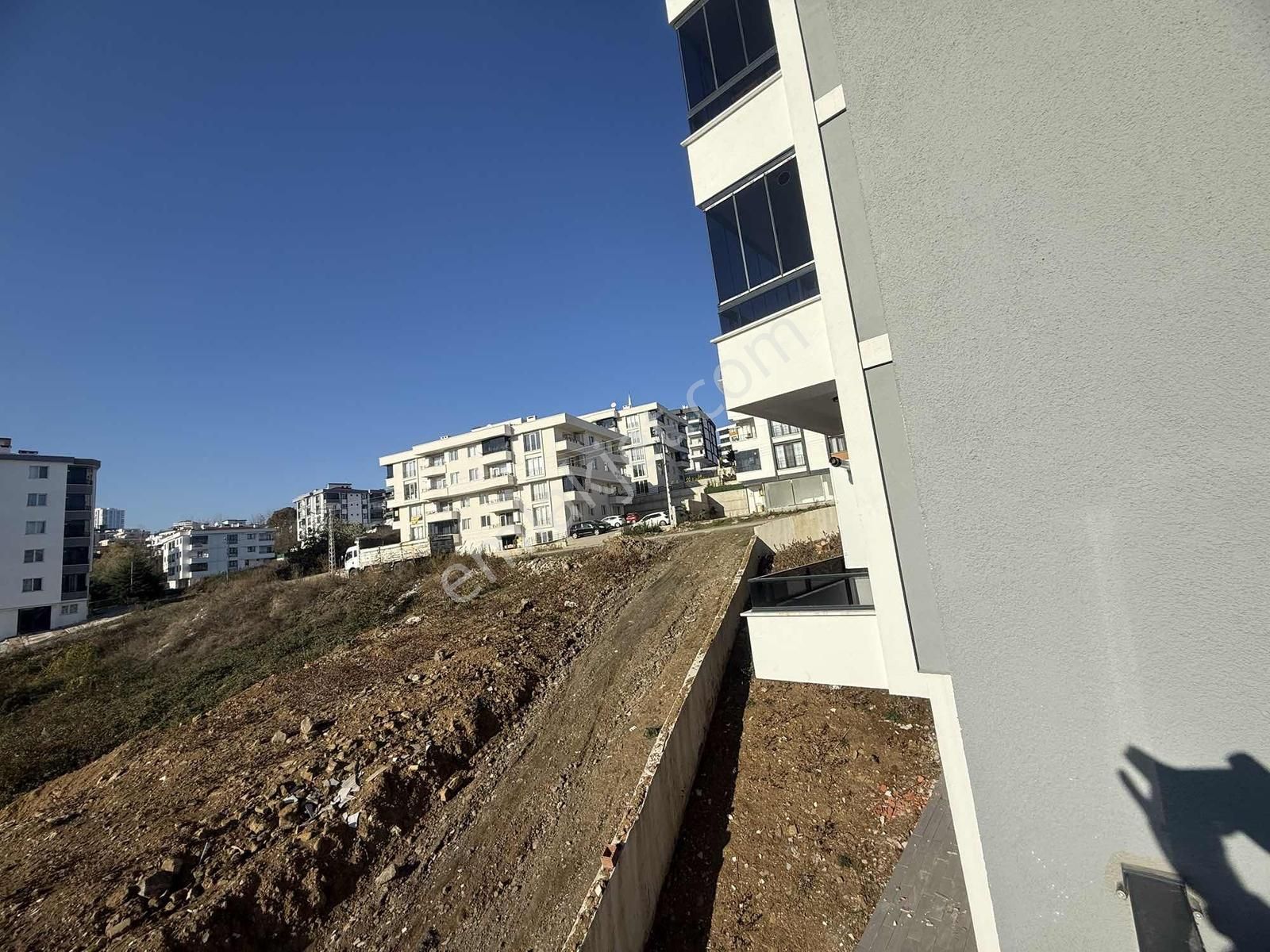 Damla Emlak'tan Saniye Hatun Cami Arkası Geniş 1+1 Arakat - Görsel 19