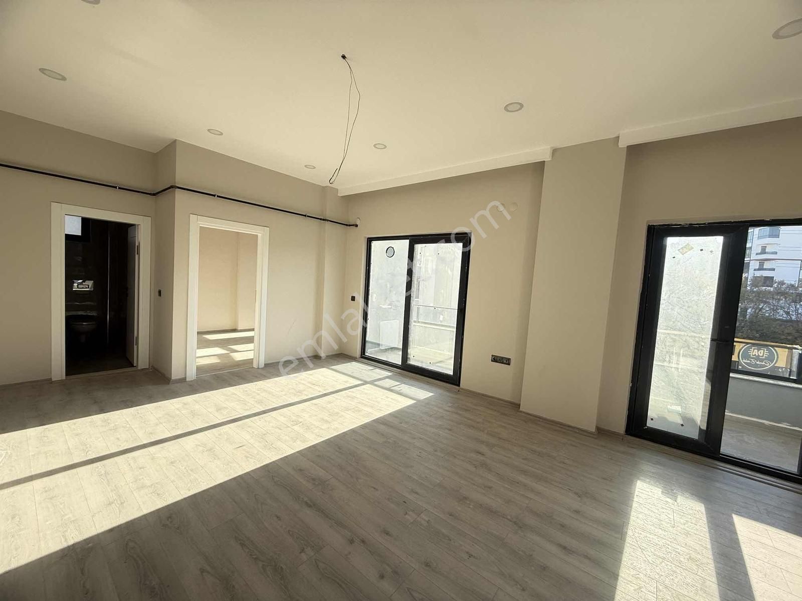 Damla Emlak'tan Saniye Hatun Cami Arkası Geniş 1+1 Arakat - Görsel 27