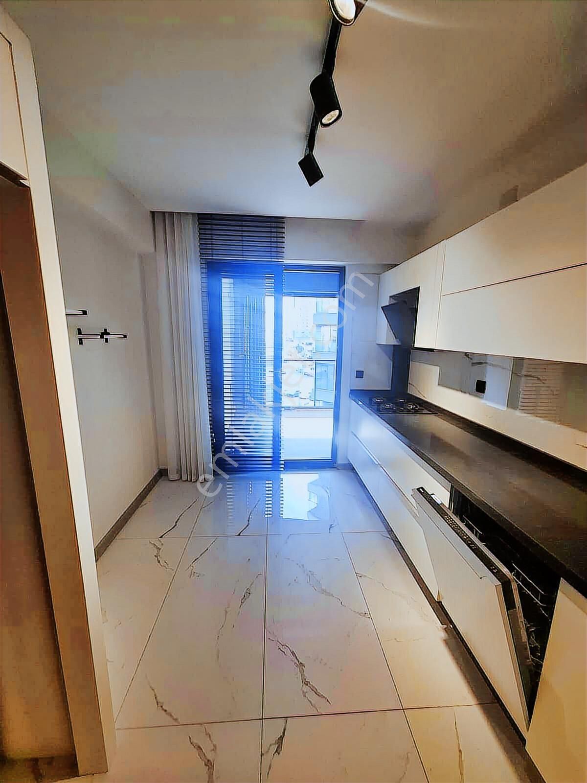 Ona 202'de Satılık 3+1 Konforlu Fırsat Ara Kat Daire - Görsel 7