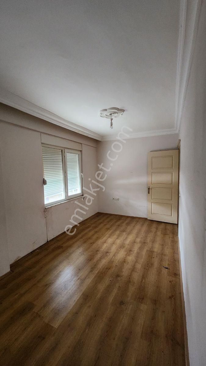 Döşemealtı Merkezde Kiralık Büro - Görsel 3