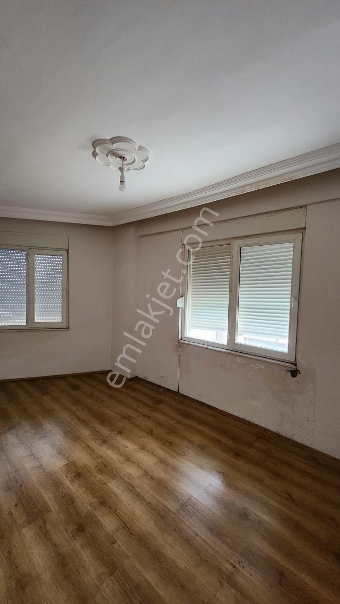 Döşemealtı Merkezde Kiralık Büro - Görsel 6
