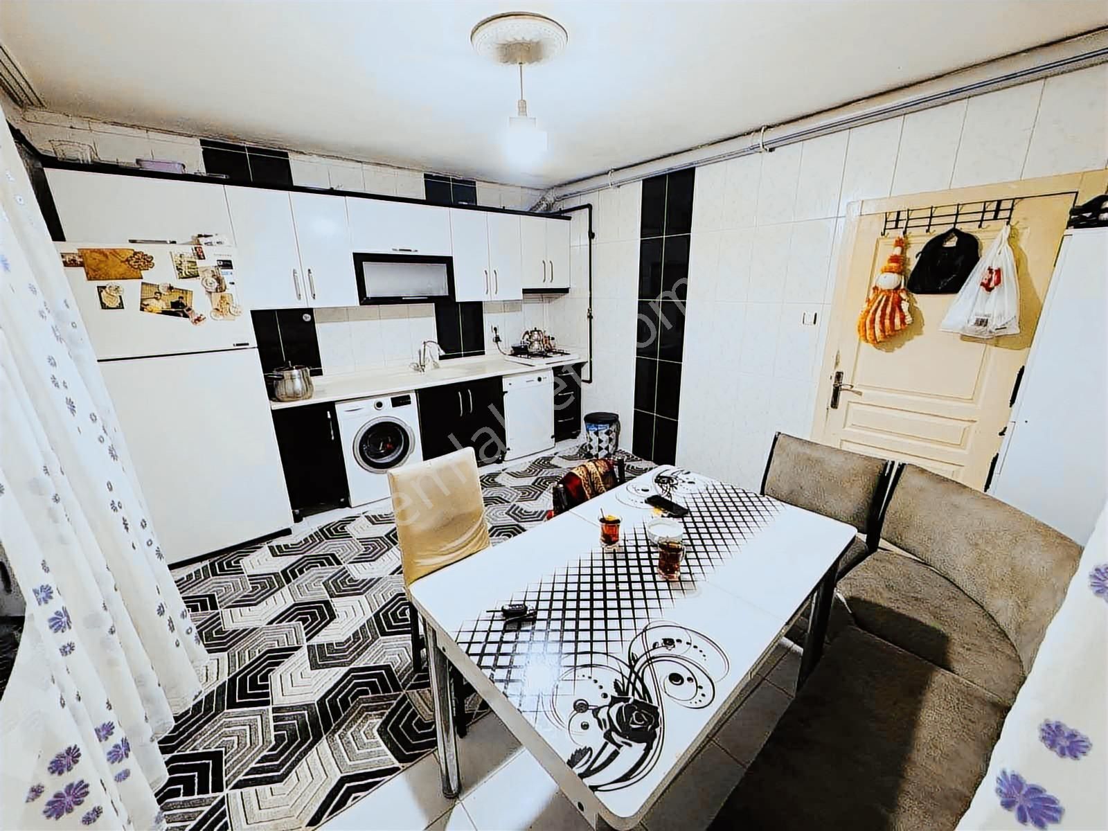 Şentürk Gayrimenkul'den Kaçırılmayacak 4+1 Başak Mah - Görsel 16