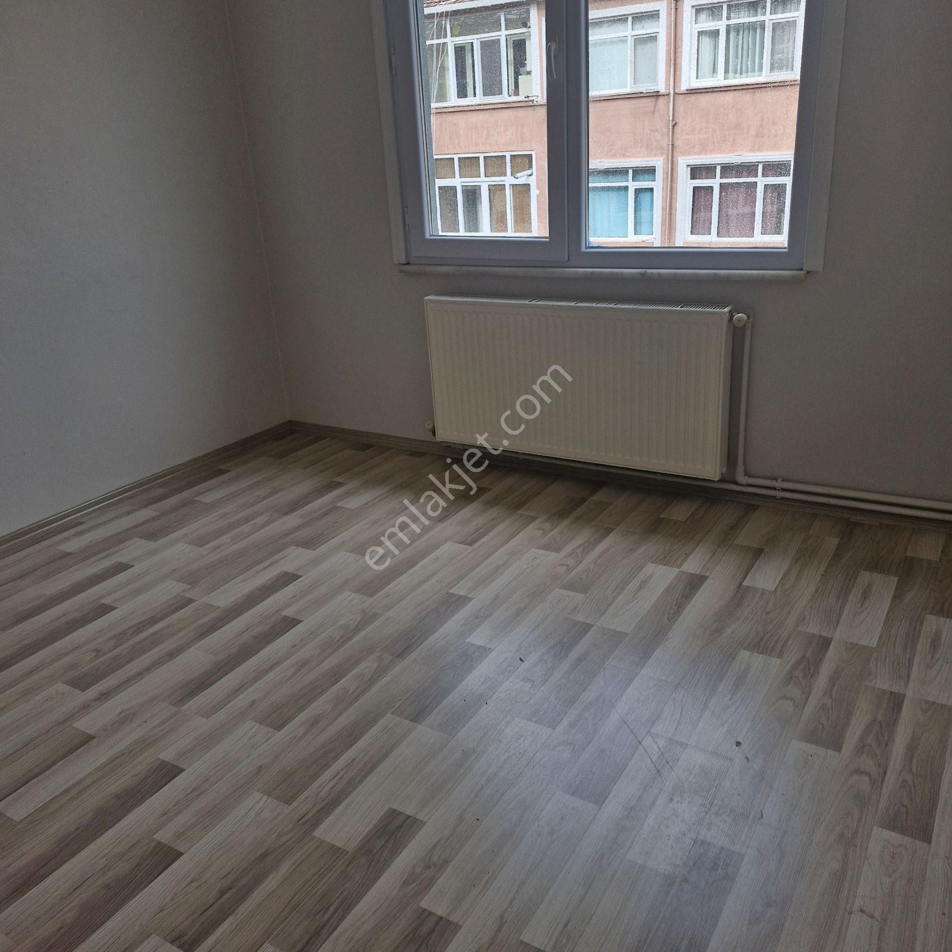 Akşenden Fatih Çapa Seyyidömer Alişirnevai Sokakta 4.son Kat 2+1 95m² Kiralık Daire - Görsel 20