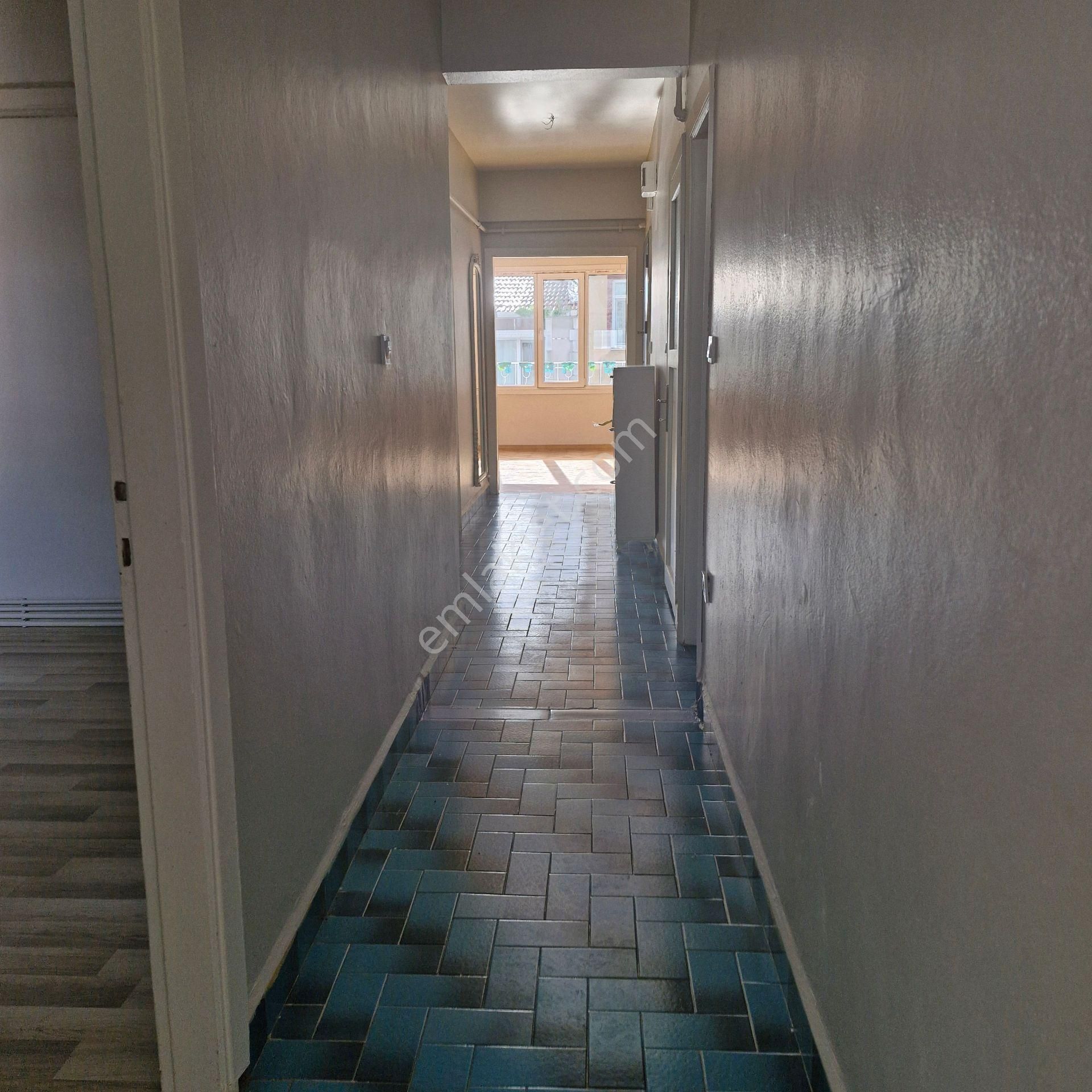 Akşenden Fatih Çapa Seyyidömer Alişirnevai Sokakta 4.son Kat 2+1 95m² Kiralık Daire - Görsel 26