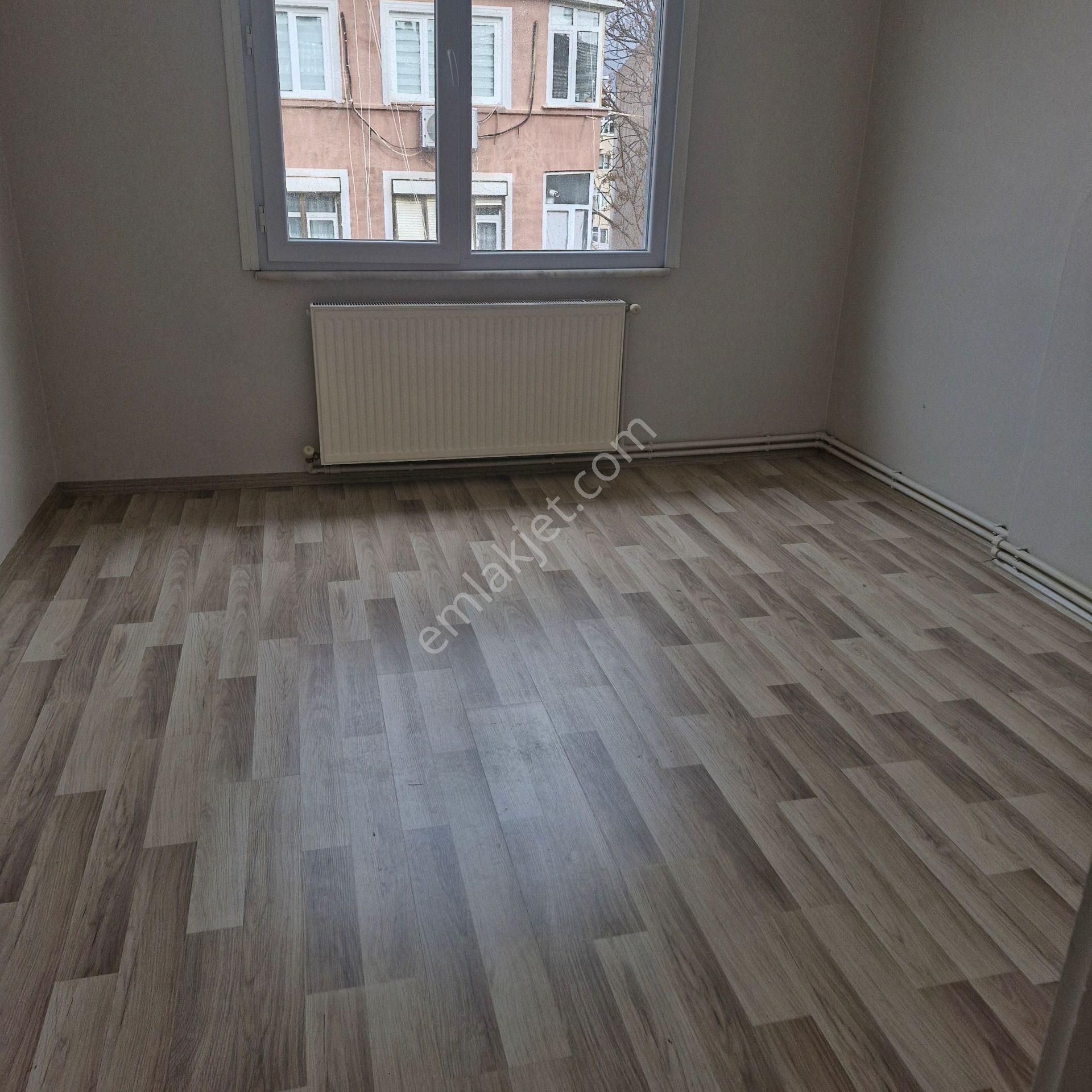 Akşenden Fatih Çapa Seyyidömer Alişirnevai Sokakta 4.son Kat 2+1 95m² Kiralık Daire - Görsel 19