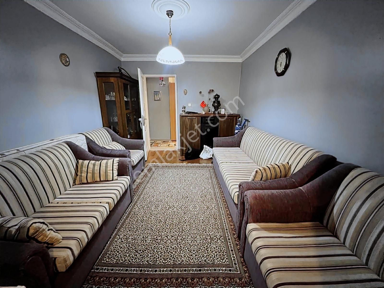 Çengelköy Ata 2 Sitesinde 3+1 Eşyalı Kiralık Köşe Daire - Görsel 4