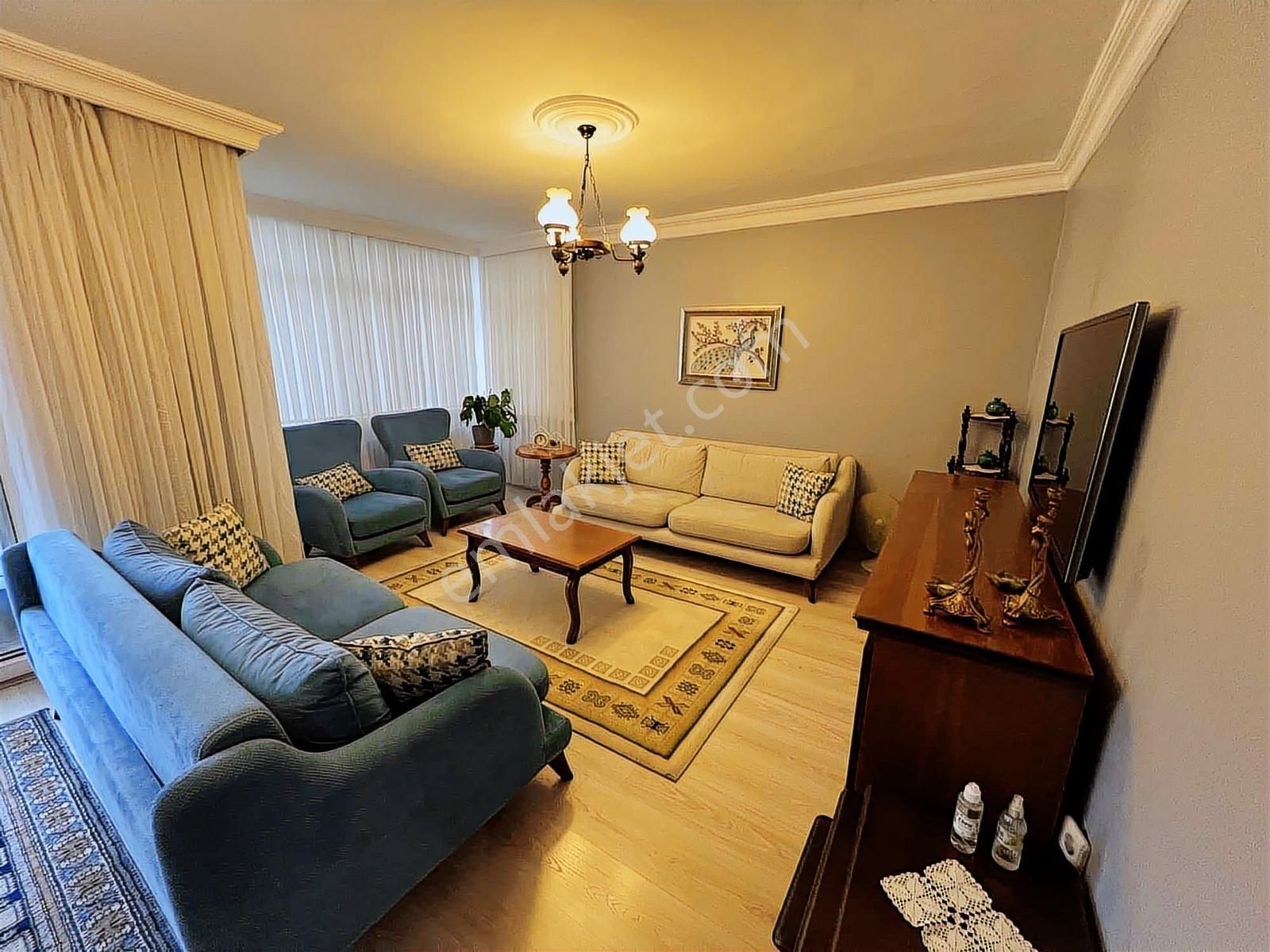Çengelköy Ata 2 Sitesinde 3+1 Eşyalı Kiralık Köşe Daire - Görsel 21