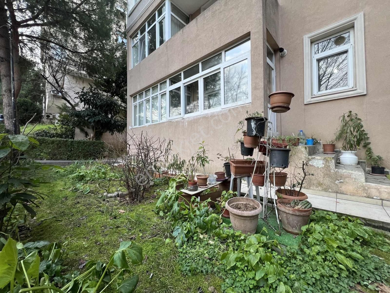 Çengelköy Ata 2 Sitesinde 3+1 Eşyalı Kiralık Köşe Daire