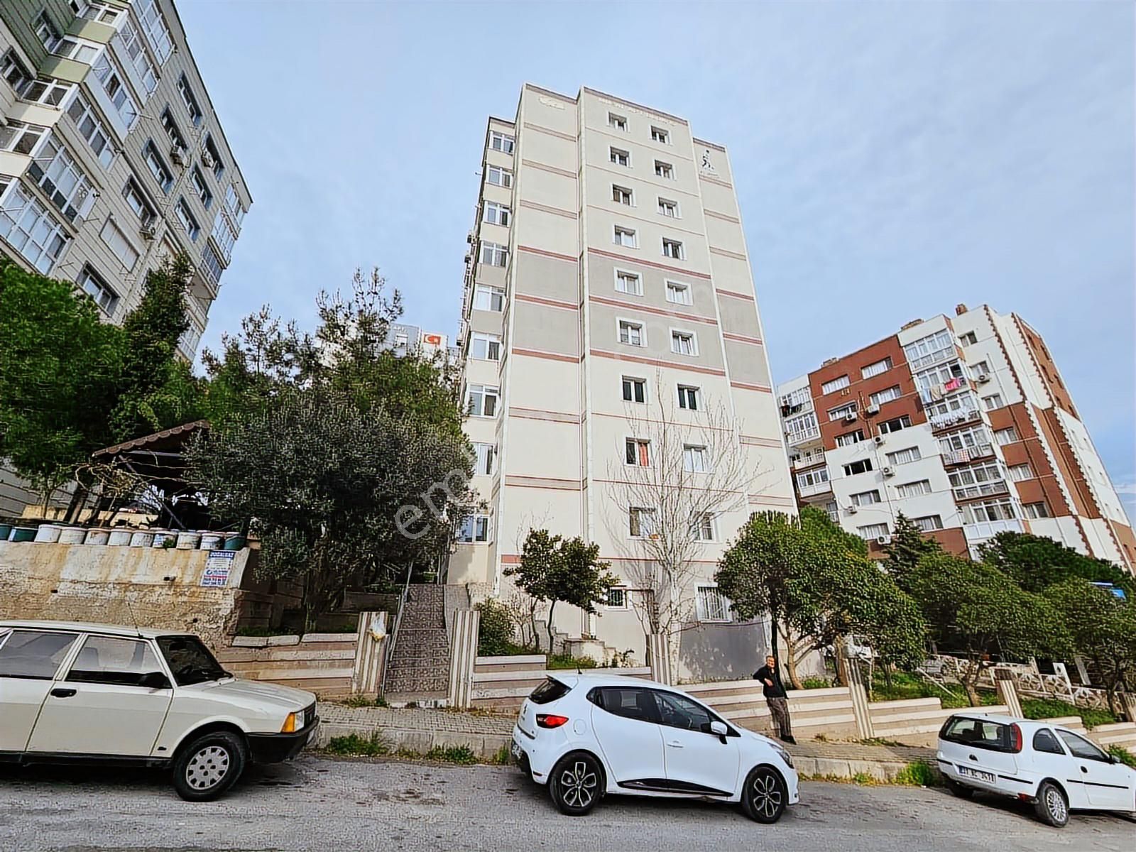 Bornova Evka4 Mah'de Sıfır Tadilatlı Kiralık 2+1 Daire - Görsel 13