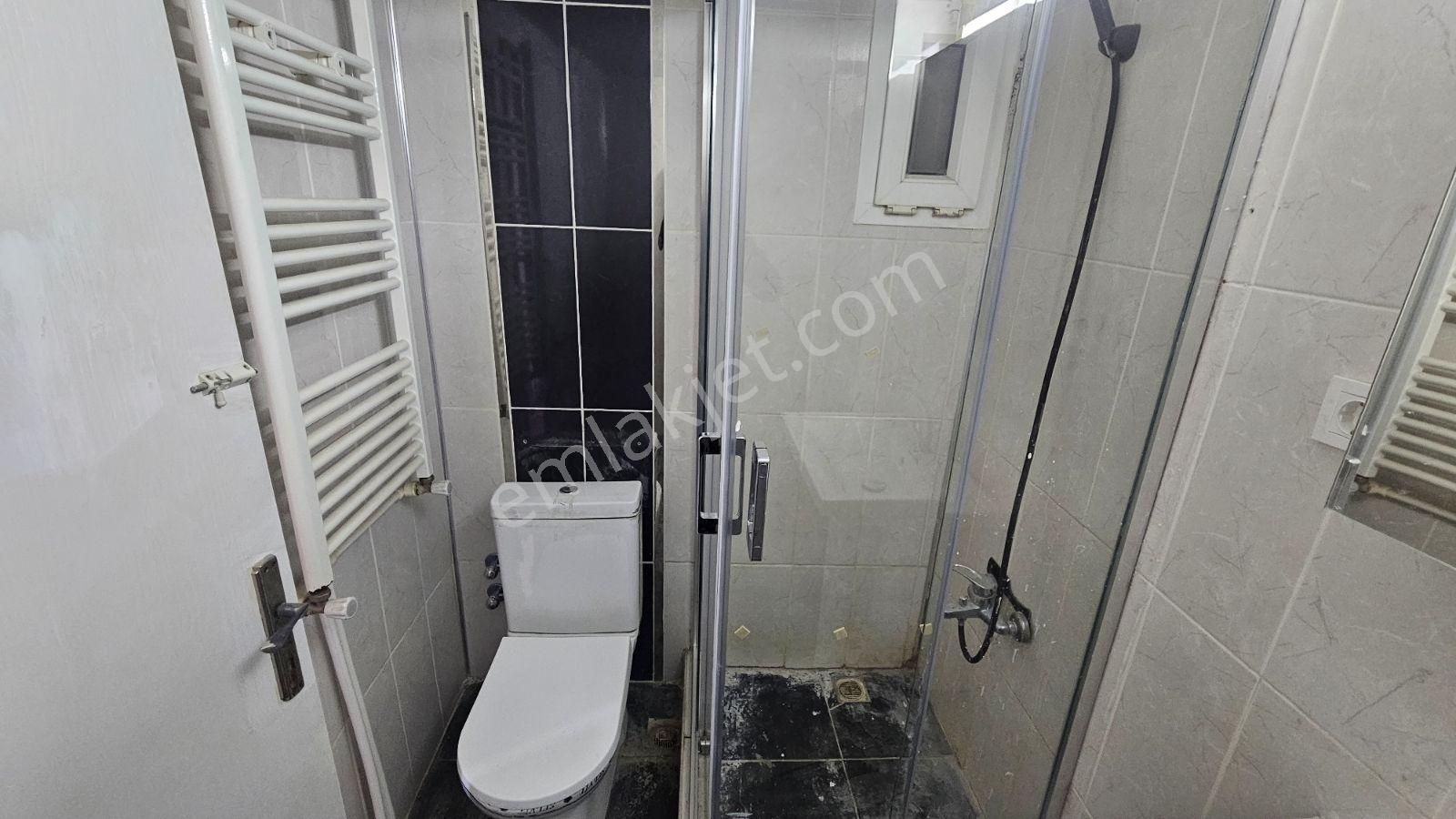 Bornova Evka4 Mah'de Sıfır Tadilatlı Kiralık 2+1 Daire - Görsel 24