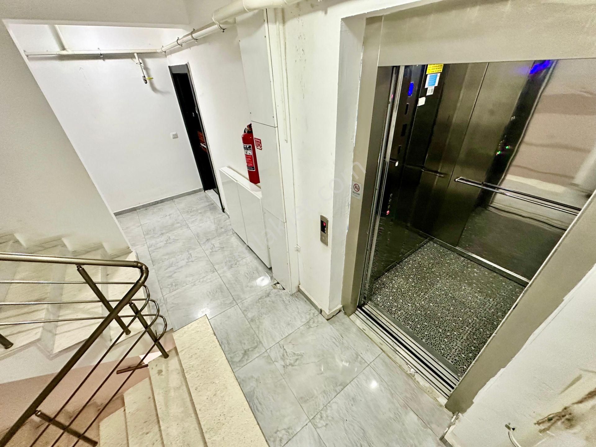 ꧁ay Emlak'tan꧂akçay'da Arakat Doğalgazlı Asansörlü Muhteşem Konumlu Satılık 1+1 Lüx Daire - Görsel 33