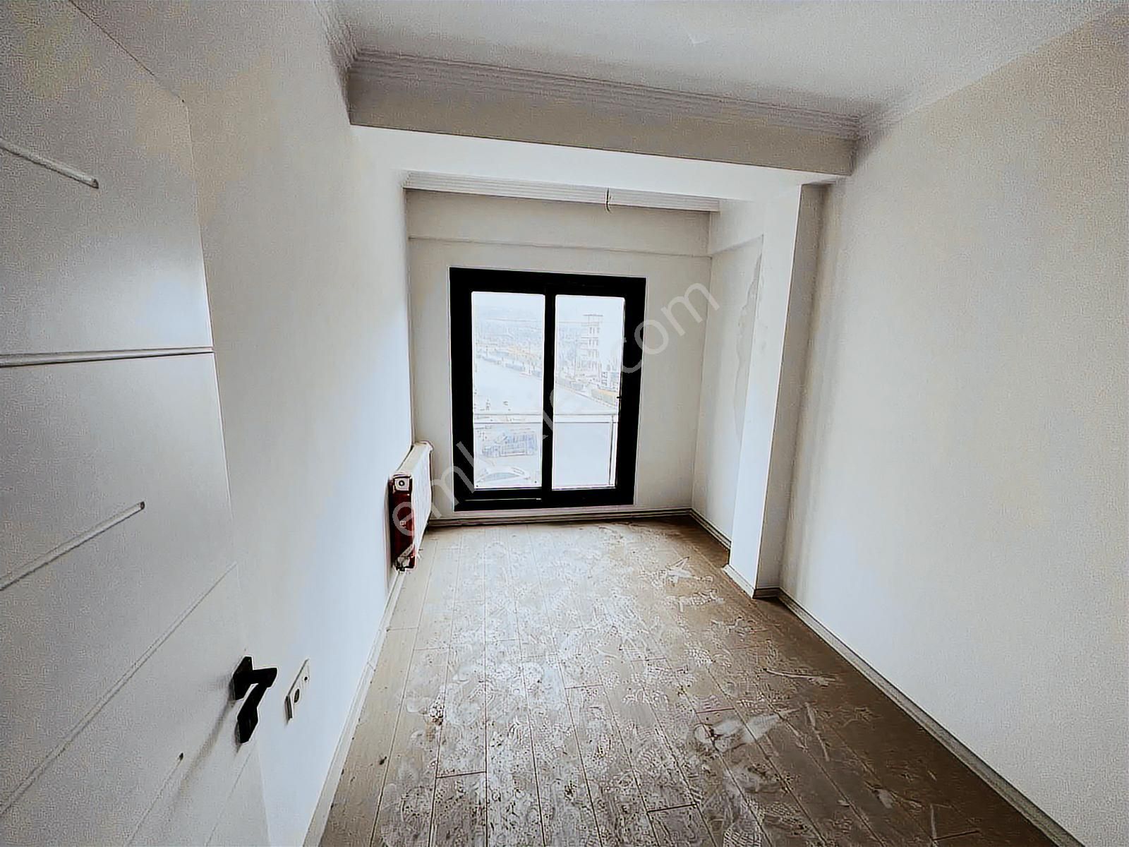 Menemen İsmet İnönüde Satılık 3+1 - Görsel 15