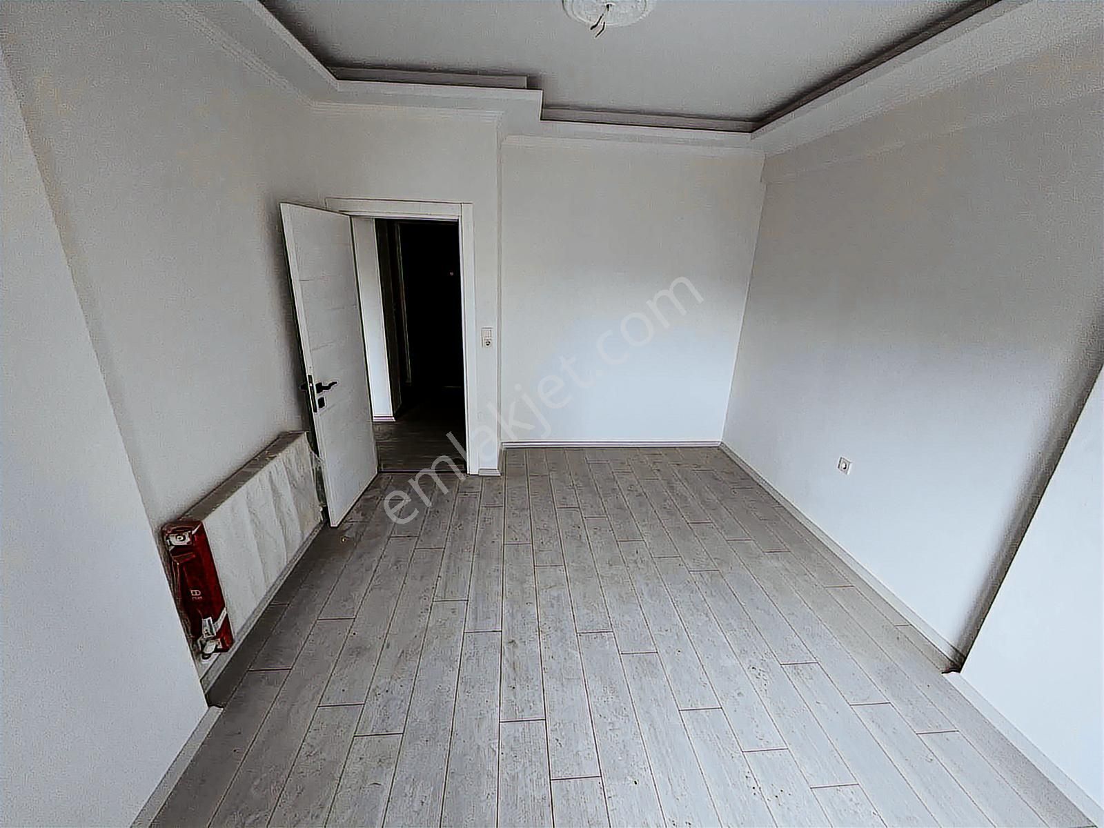 Menemen İsmet İnönüde Satılık 3+1 - Görsel 21