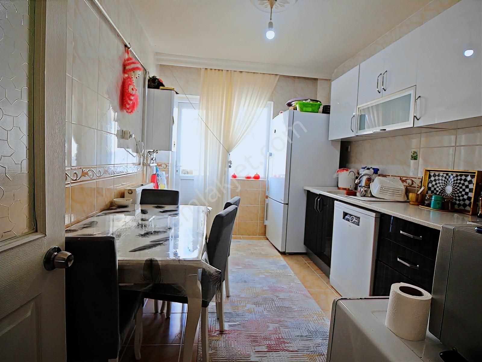 Atilla Eşer Cd. Yanı 3+1 Katta 135 M2 Komple Ön Cephe Köşe Daire - Görsel 34