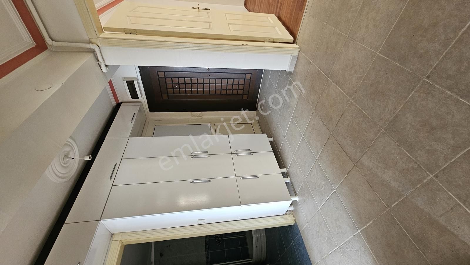 Etimesgut Merkez'de Ara Kat 3+1 110m2 Kiralık Daire - Görsel 4