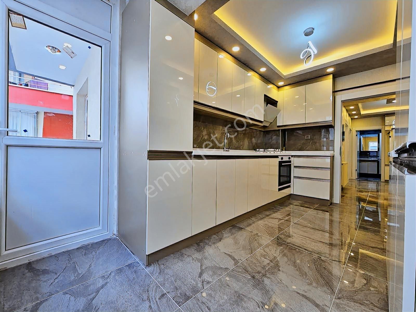 Ahimesut Bulvarı Yanı 3+1 Ara Katta Ful Yapılı Ultra Lüks Daire - Görsel 12