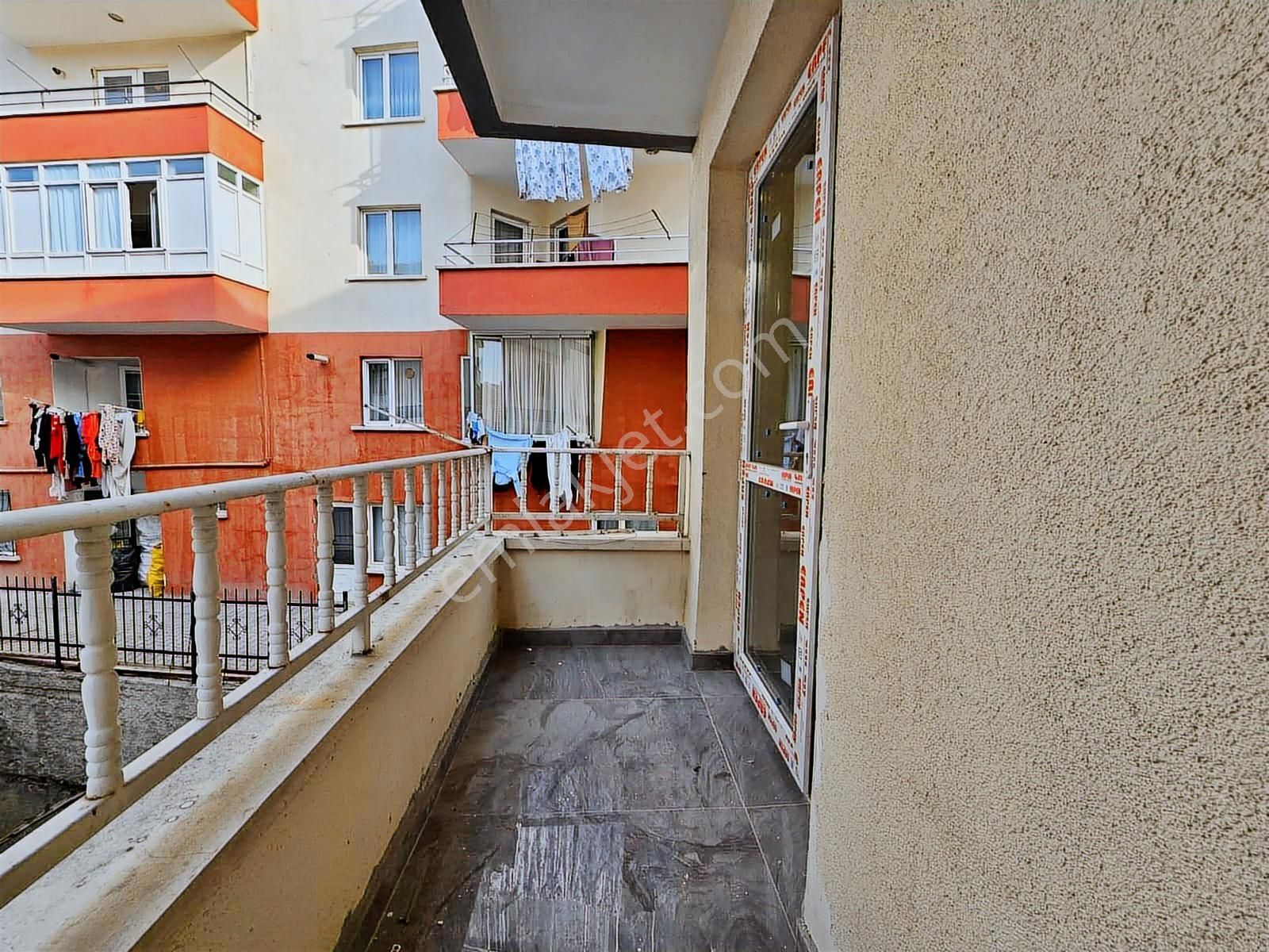 Ahimesut Bulvarı Yanı 3+1 Ara Katta Ful Yapılı Ultra Lüks Daire - Görsel 24