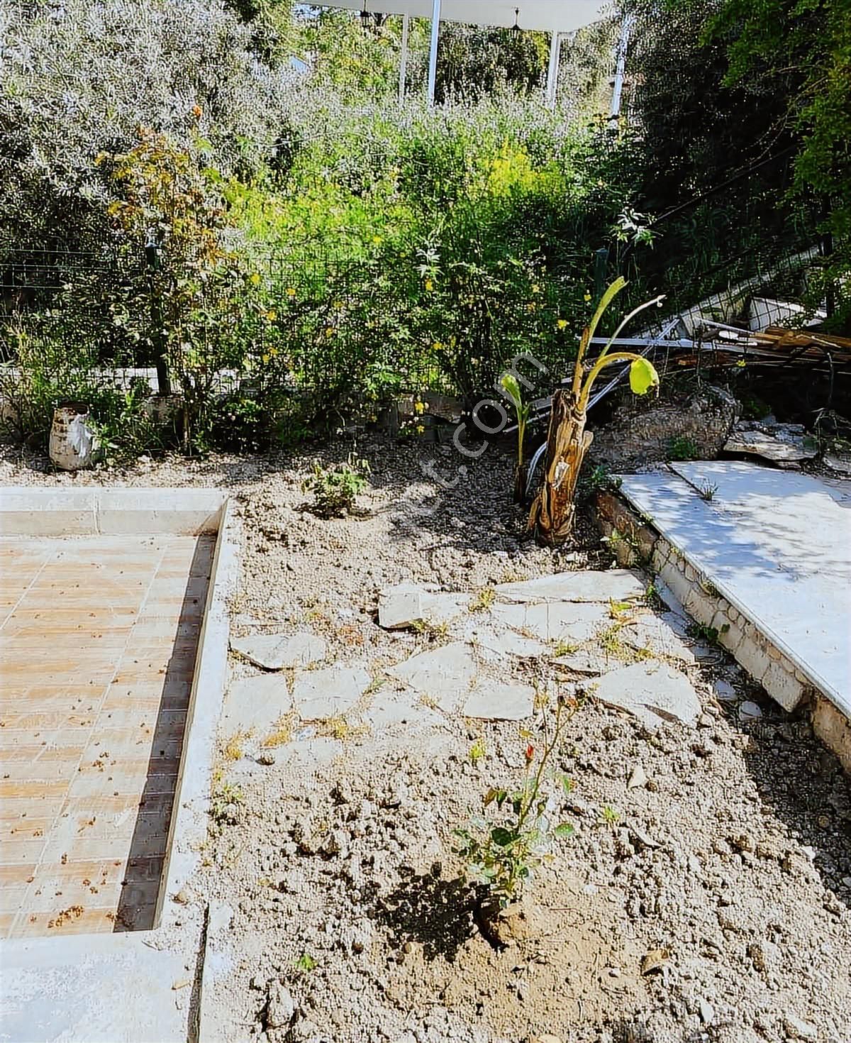 Kuşadası Yılancı Burnu Mevkii 3+2 Köşe Bahçeli Satılık Villa - Görsel 12