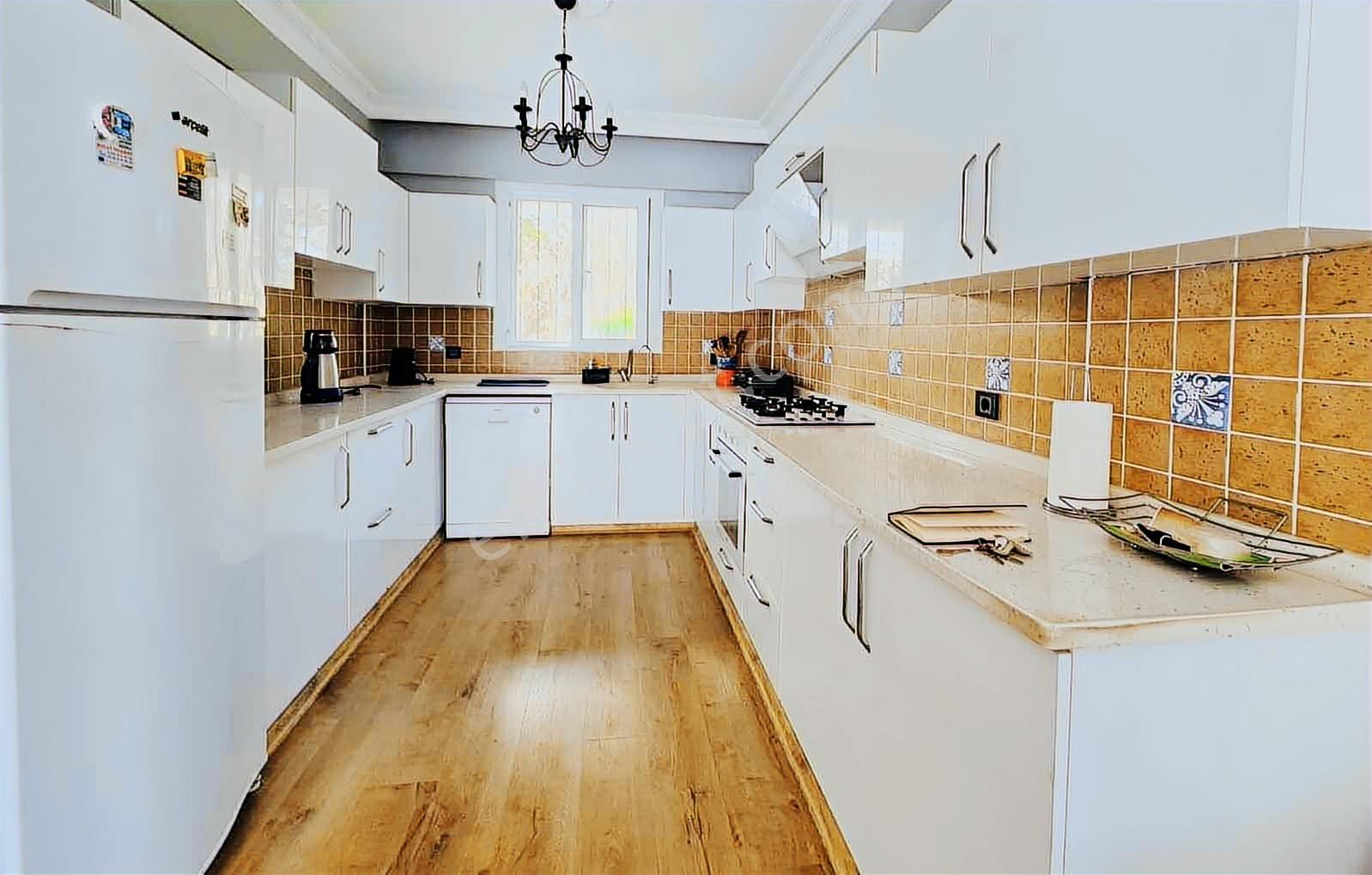 Kuşadası Yılancı Burnu Mevki 3+1 Satılık Villa - Görsel 17