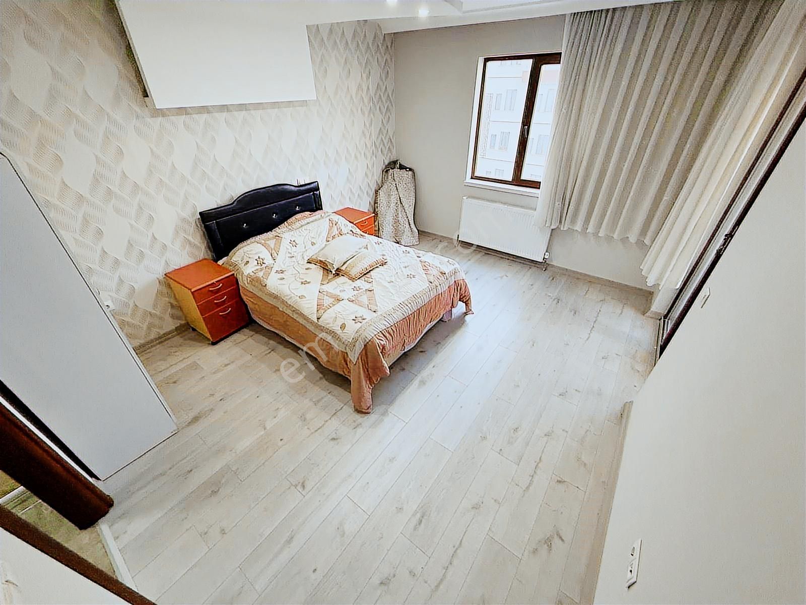 Beyaz'dan Muhteşem Genişlikte Teras Balkonlu 4+1 - Görsel 15