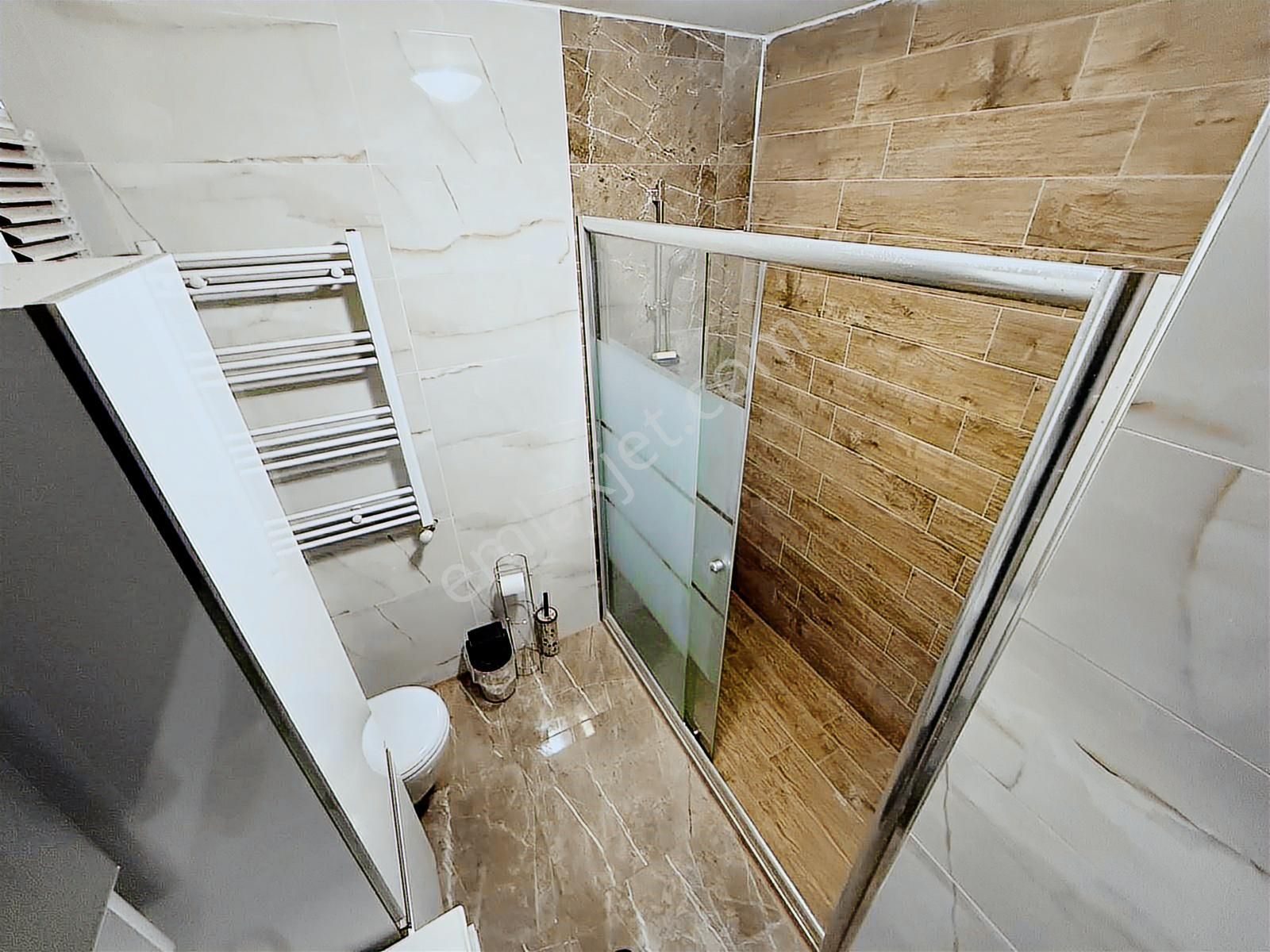 Beyaz'dan Muhteşem Genişlikte Teras Balkonlu 4+1 - Görsel 20