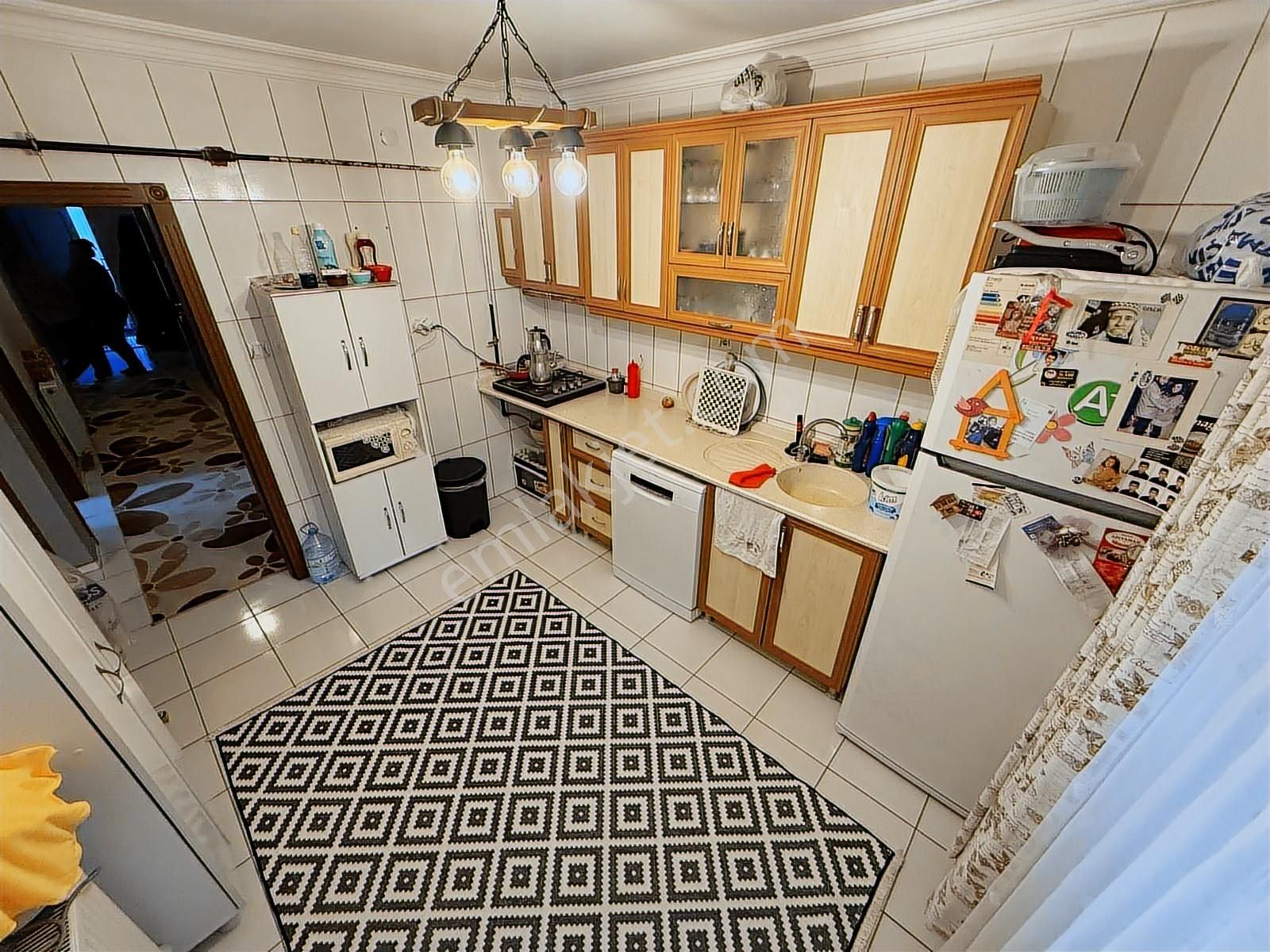 Beyaz'dan Esertepe Ara Kat Veteriner Yakını 3+1 Fırsat Dairesi - Görsel 9