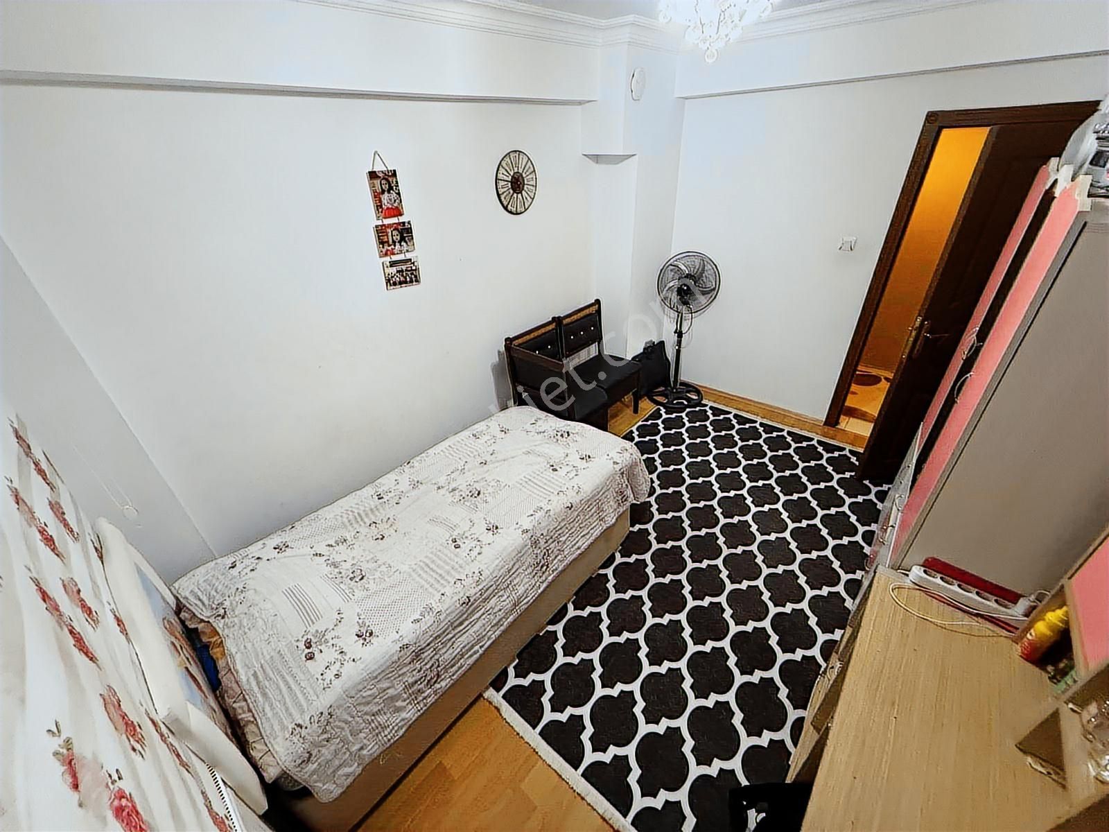 Beyaz'dan Esertepe Ara Kat Veteriner Yakını 3+1 Fırsat Dairesi - Görsel 5