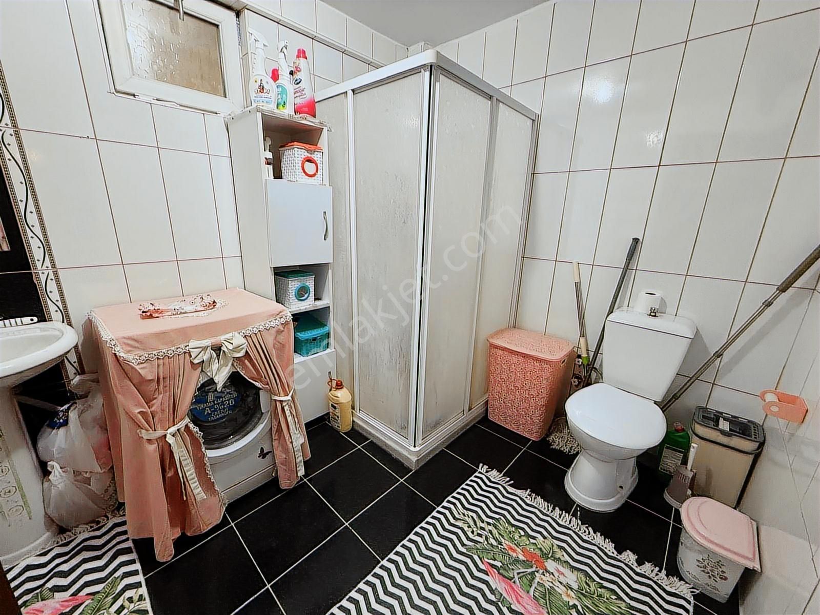 Beyaz'dan Esertepe Ara Kat Veteriner Yakını 3+1 Fırsat Dairesi - Görsel 2