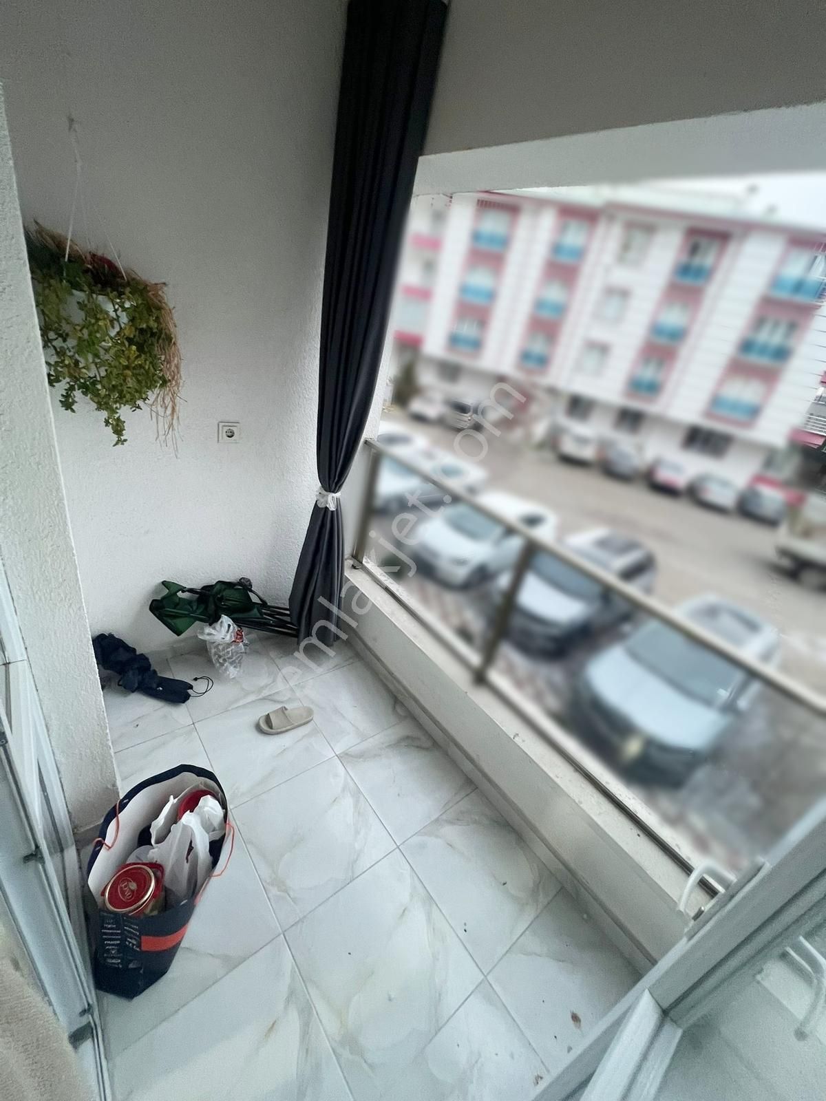 Beyaz'dan Karakeçili Cadde Yakını 3+1 Fırsat Dairesi - Görsel 20