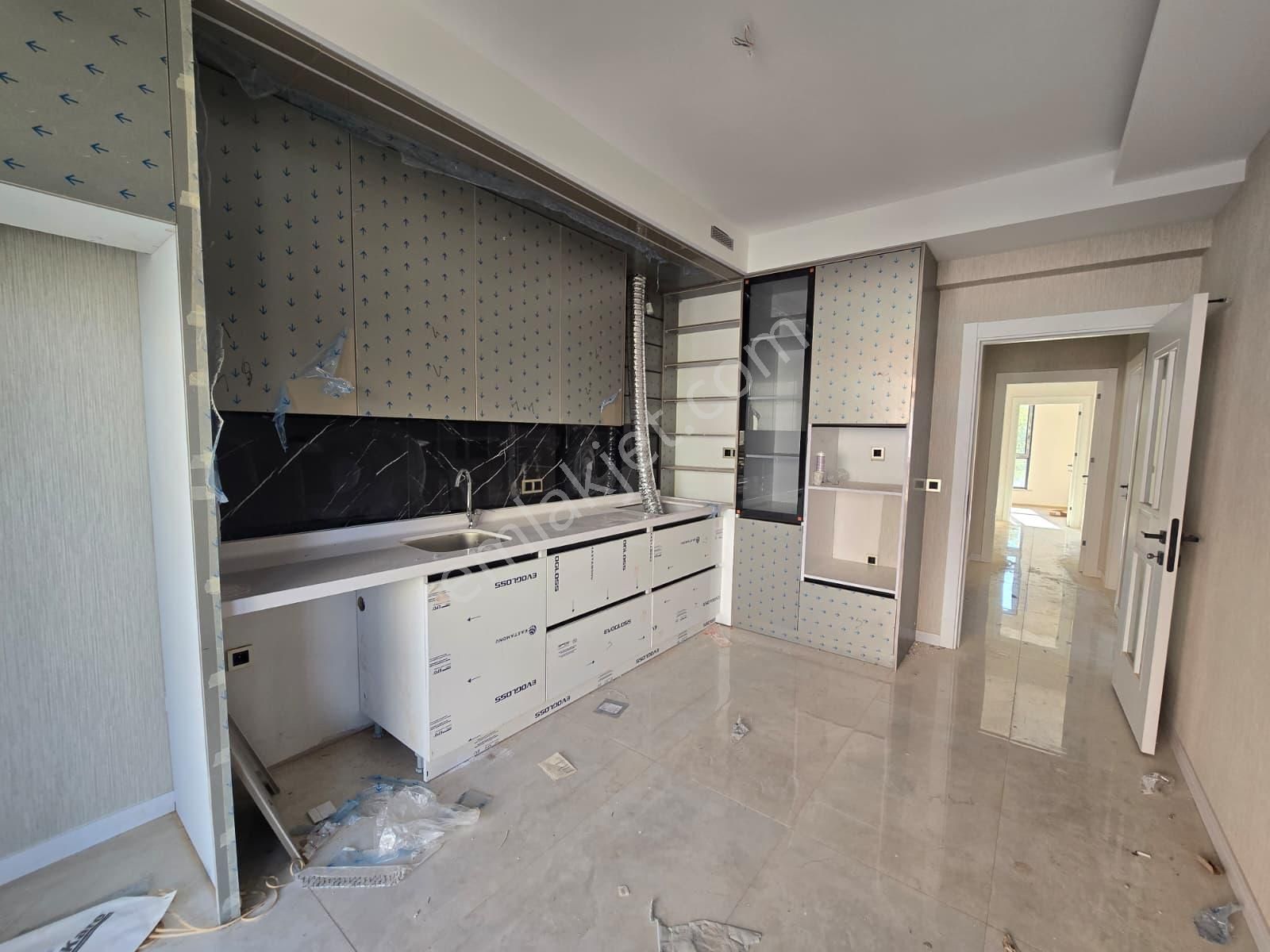 Genç Osman Caddesine Yakın 3+1 Ve 4+1 Sıfır Daireler