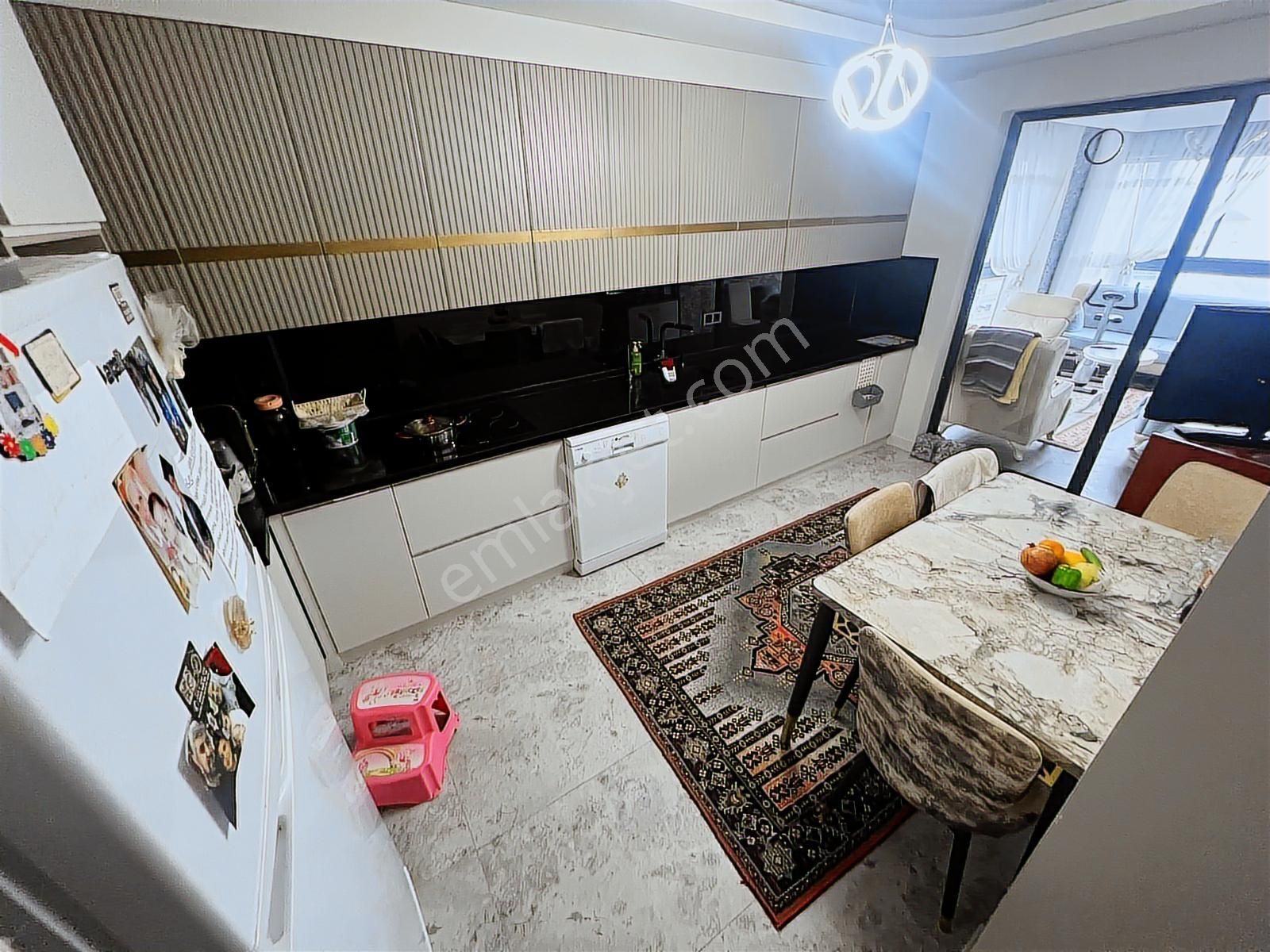 Beyaz'dan Pamuklar Sivas Caddesi Full Vadi Manzaralı 4+1 - Görsel 12