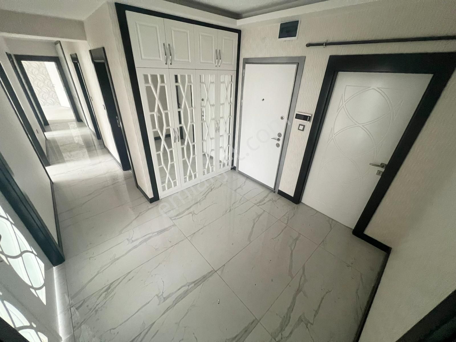 Beyaz'dan Yükseltepe Cadde Üzeri 0 Oturuma Hazır Proje 4+1 - Görsel 4