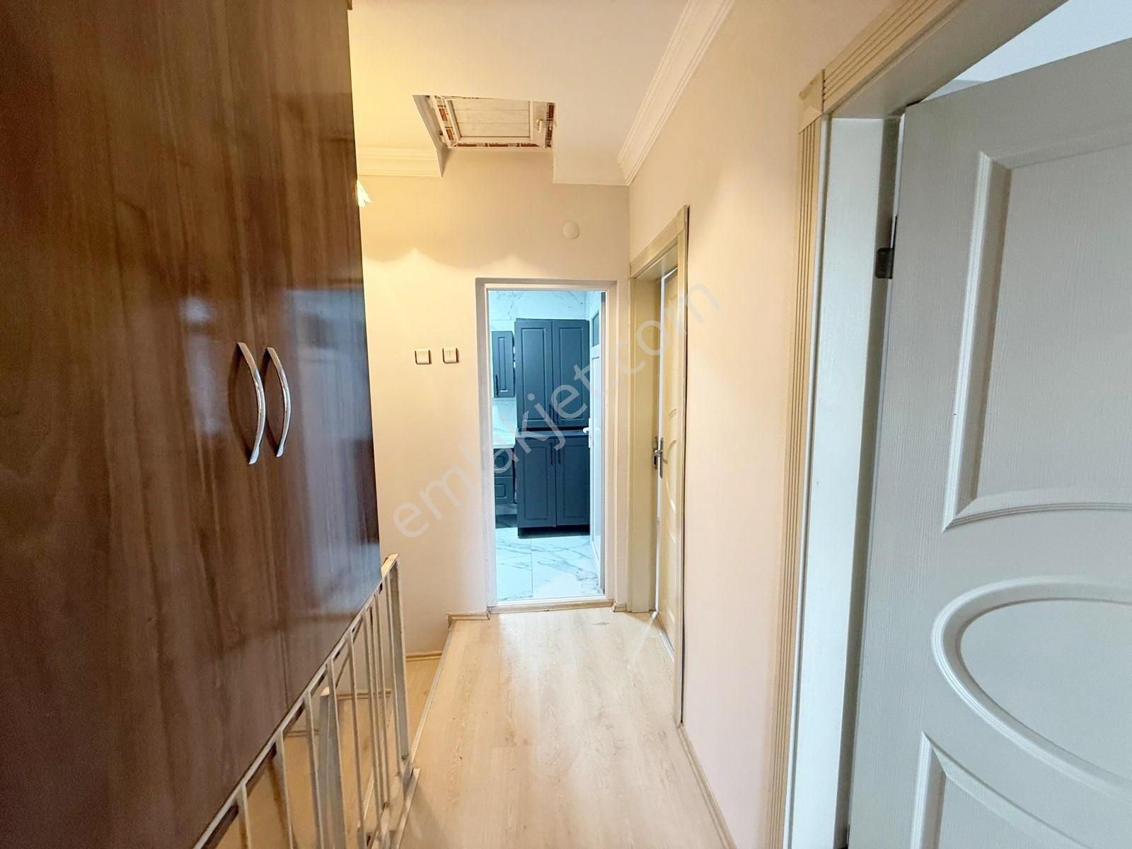 Beyaz'dan Batıkent Merkezi Lokasyonda Sitede 4+1 Triplex - Görsel 19