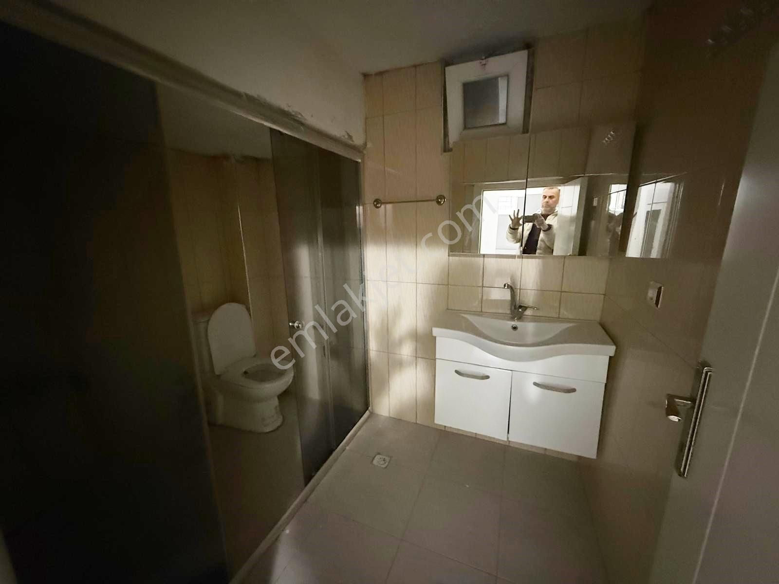 Beyaz'dan Batıkent Merkezi Lokasyonda Sitede 4+1 Triplex - Görsel 11