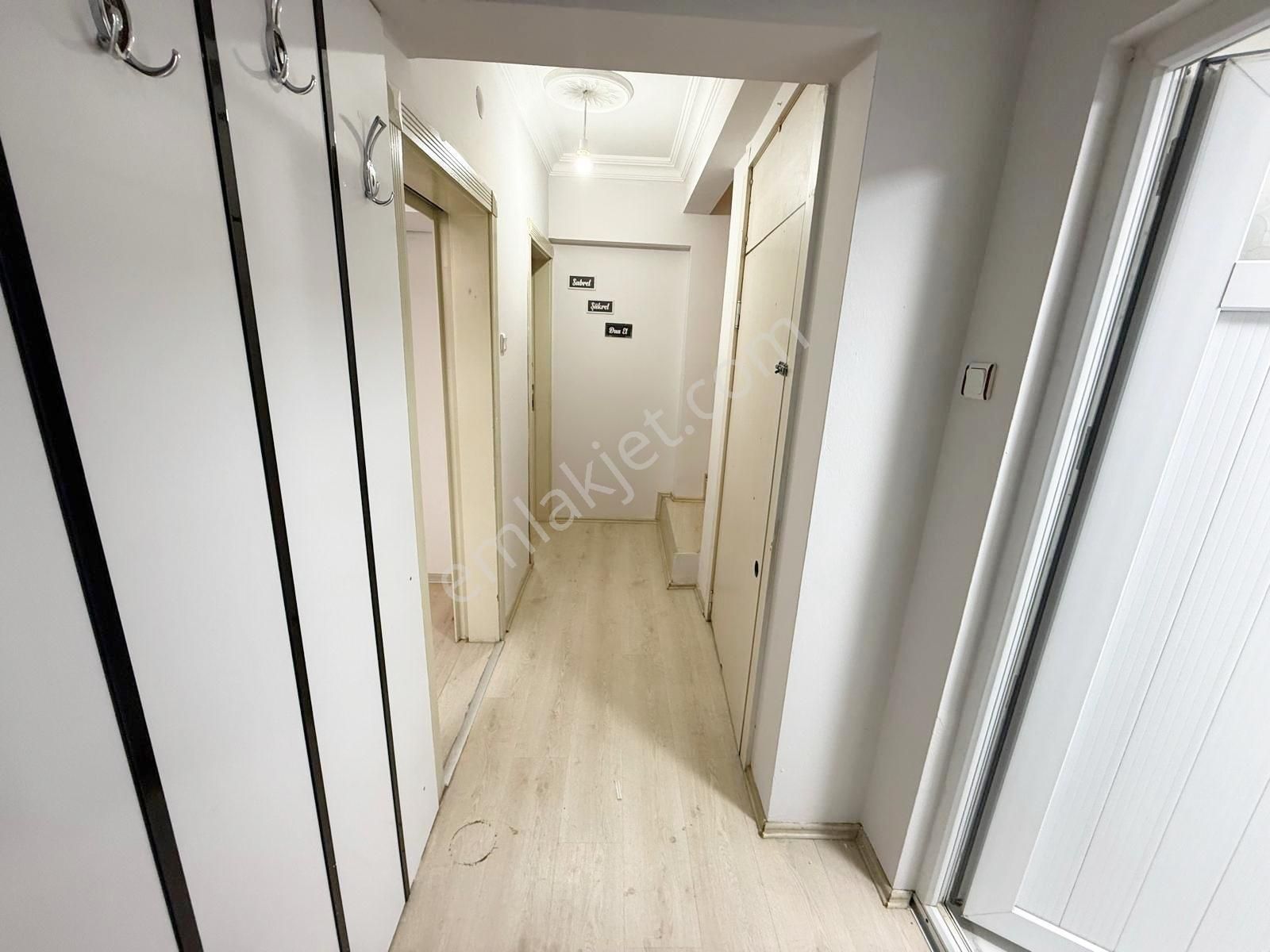 Beyaz'dan Batıkent Merkezi Lokasyonda Sitede 4+1 Triplex - Görsel 14