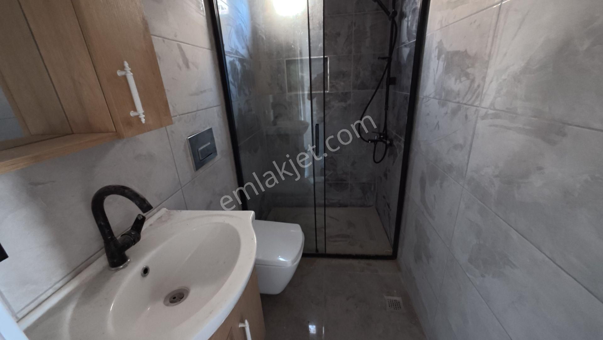 Sakarya Kocaalide Müstakil Bahçe Kullanımlı 3+1 Villa!!! - Görsel 19