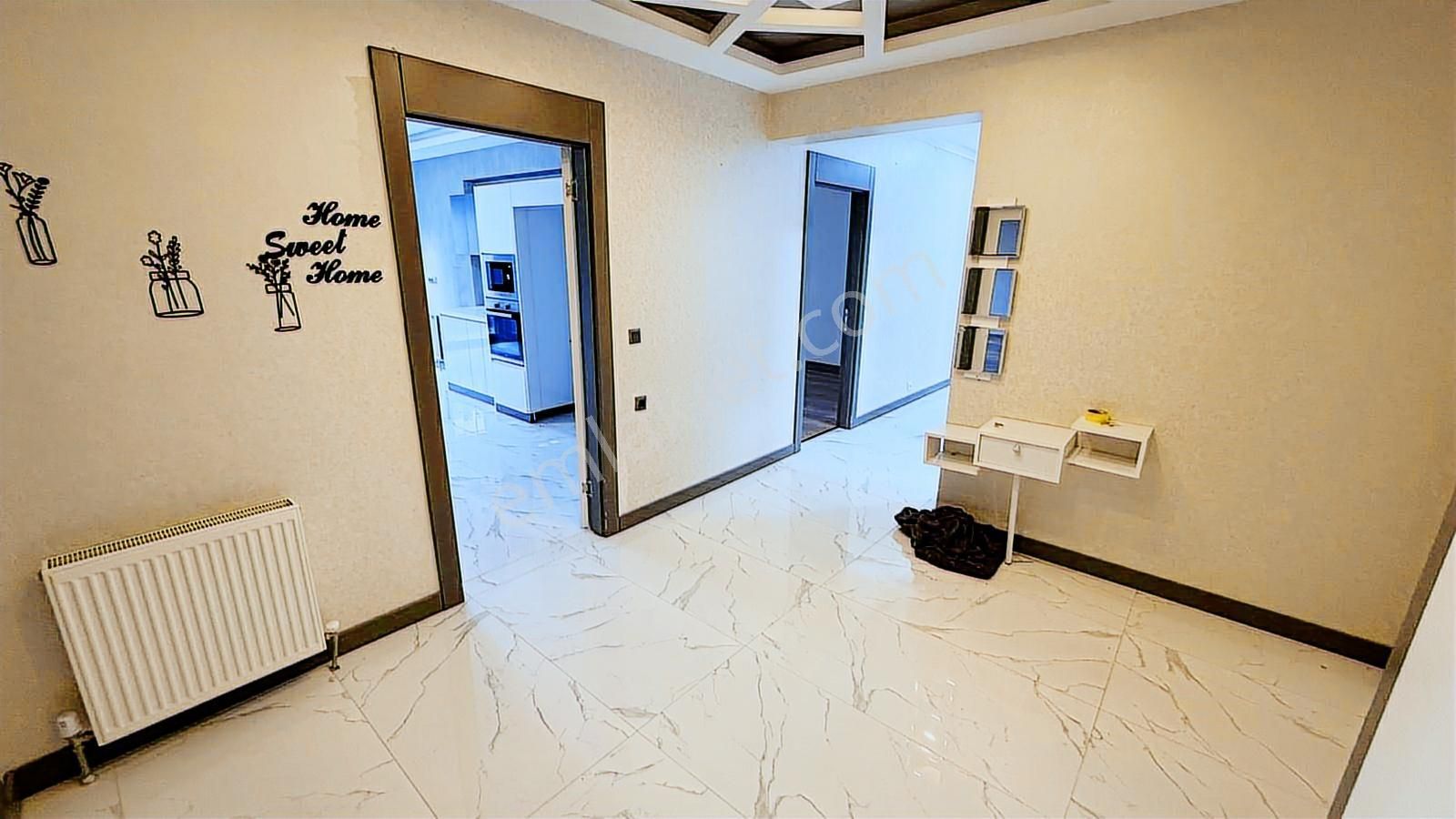 Beyaz'dan Ovacığın En Prestijli Sitesinden 4+1 - Görsel 32
