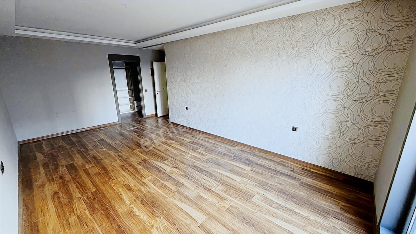 Beyaz'dan Ovacığın En Prestijli Sitesinden 4+1 - Görsel 19