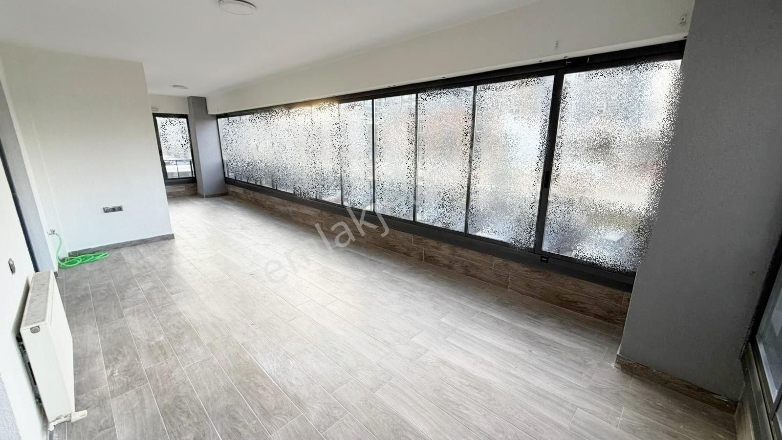 Beyaz'dan Ovacığın En Prestijli Sitesinden 4+1 - Görsel 28