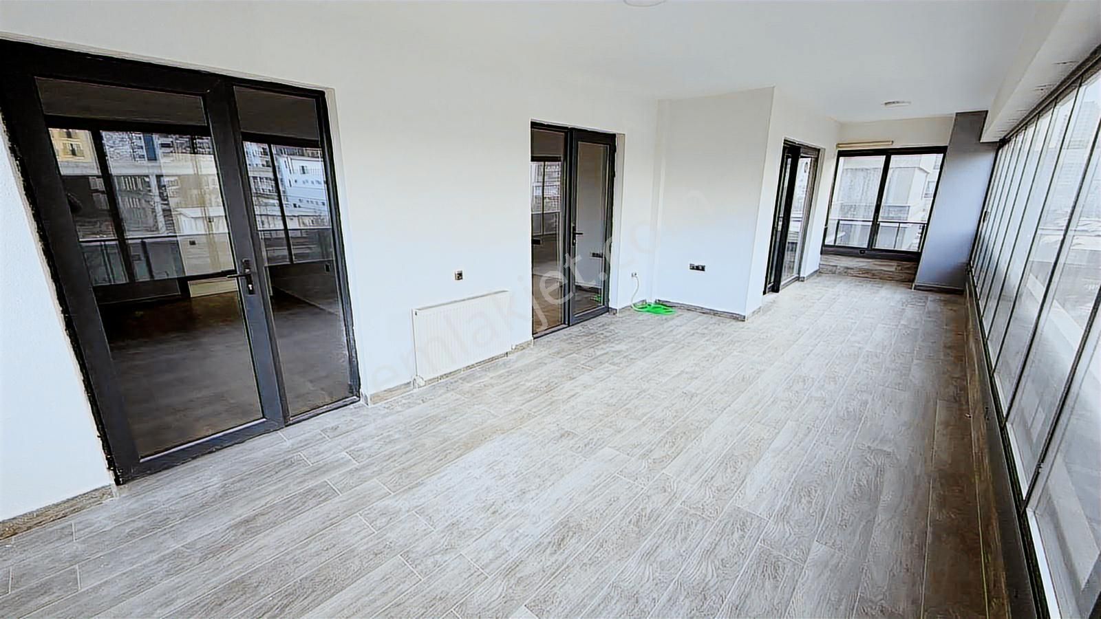 Beyaz'dan Ovacığın En Prestijli Sitesinden 4+1 - Görsel 29