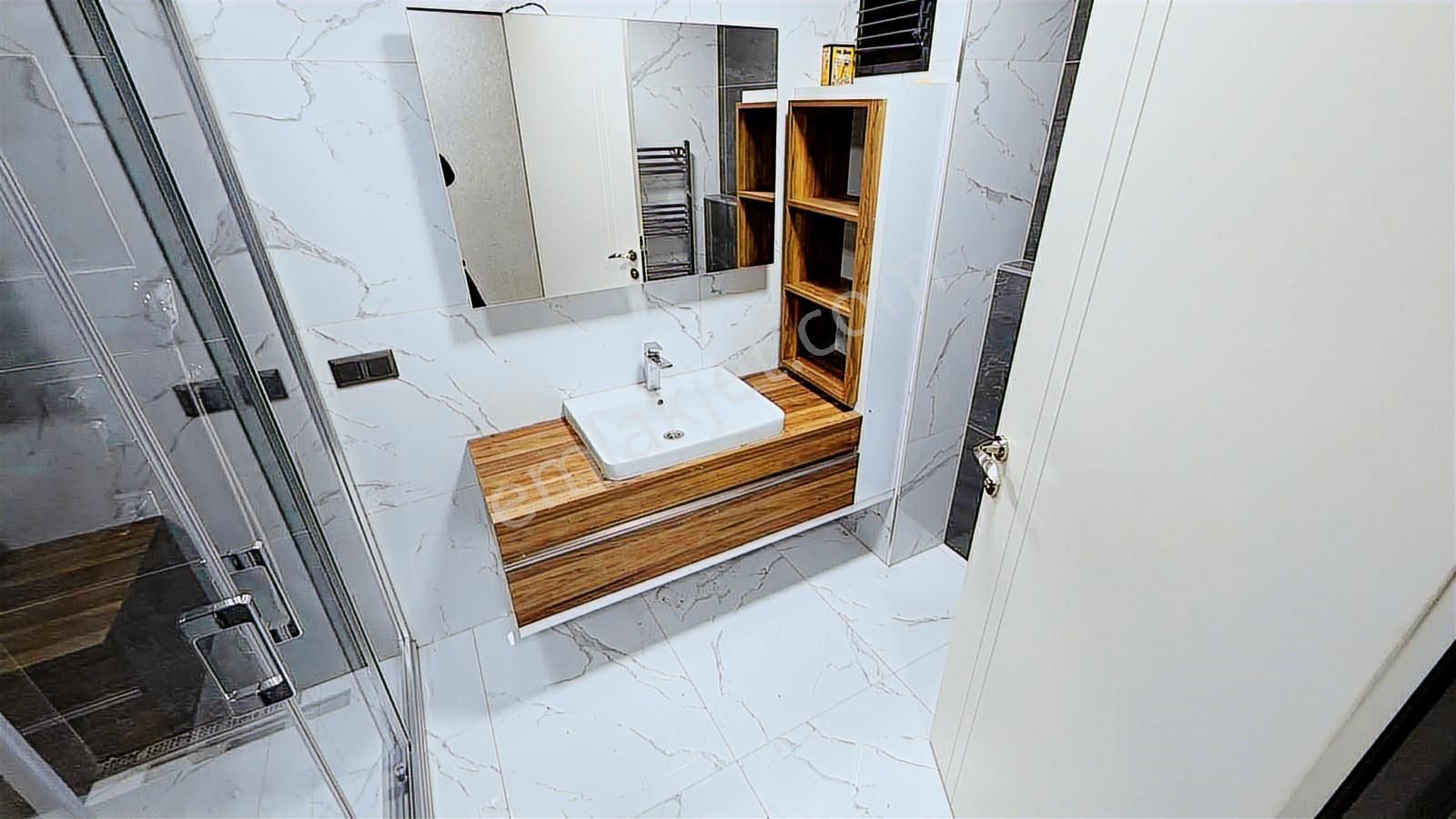 Beyaz'dan Ovacığın En Prestijli Sitesinden 4+1 - Görsel 16