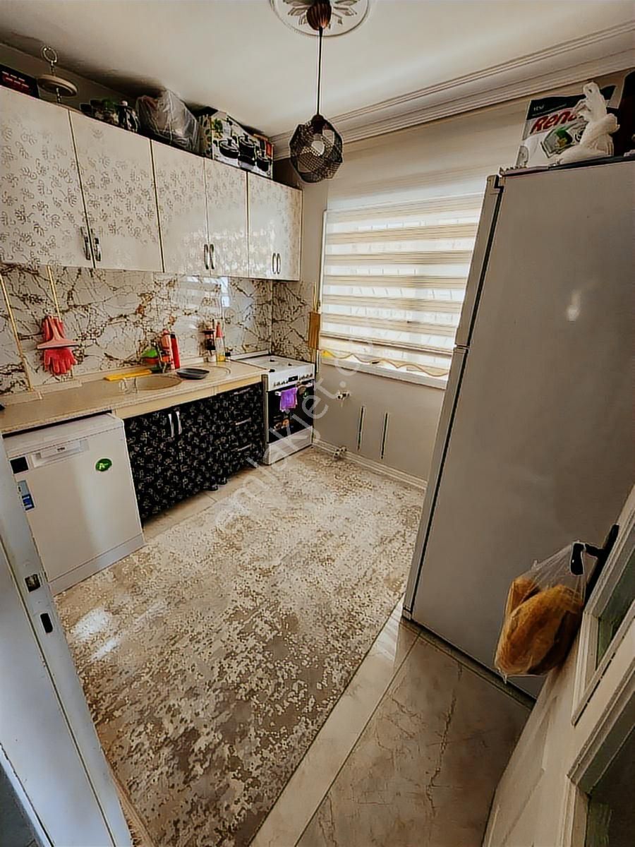 Gül Emlak'tan Eyyüp Cami Yakını 3+1 Giriş Daire - Görsel 23