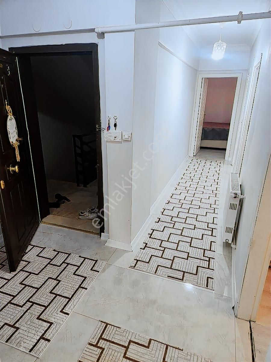 Gül Emlak'tan Eyyüp Cami Yakını 3+1 Giriş Daire - Görsel 16