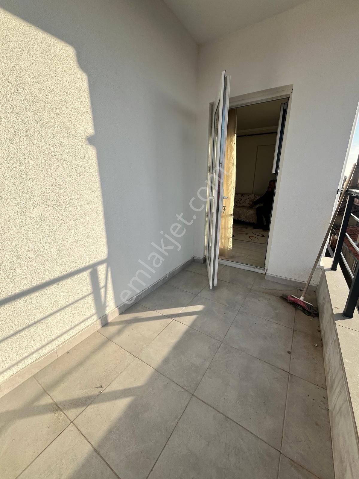 Dumlupınar Mahallesi'nde Üniversiteye Yakın Eşyalı Sıfır Daire - Görsel 29
