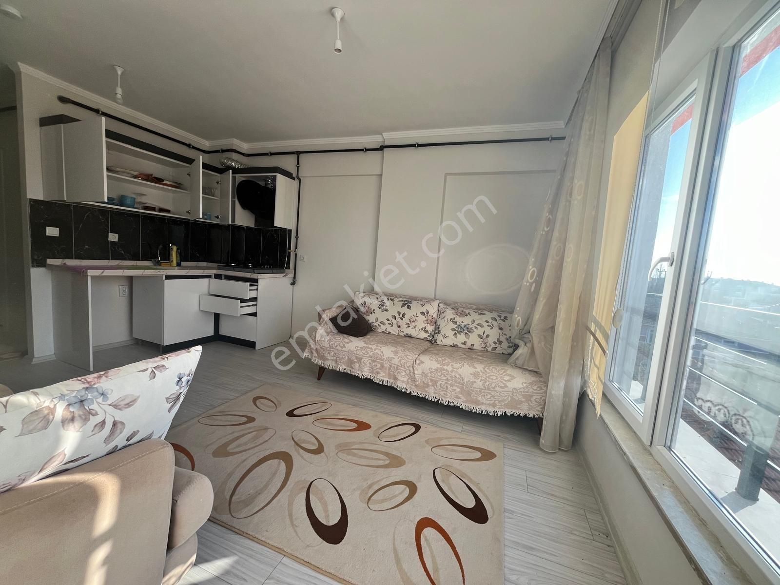 Dumlupınar Mahallesi'nde Üniversiteye Yakın Eşyalı Sıfır Daire - Görsel 14