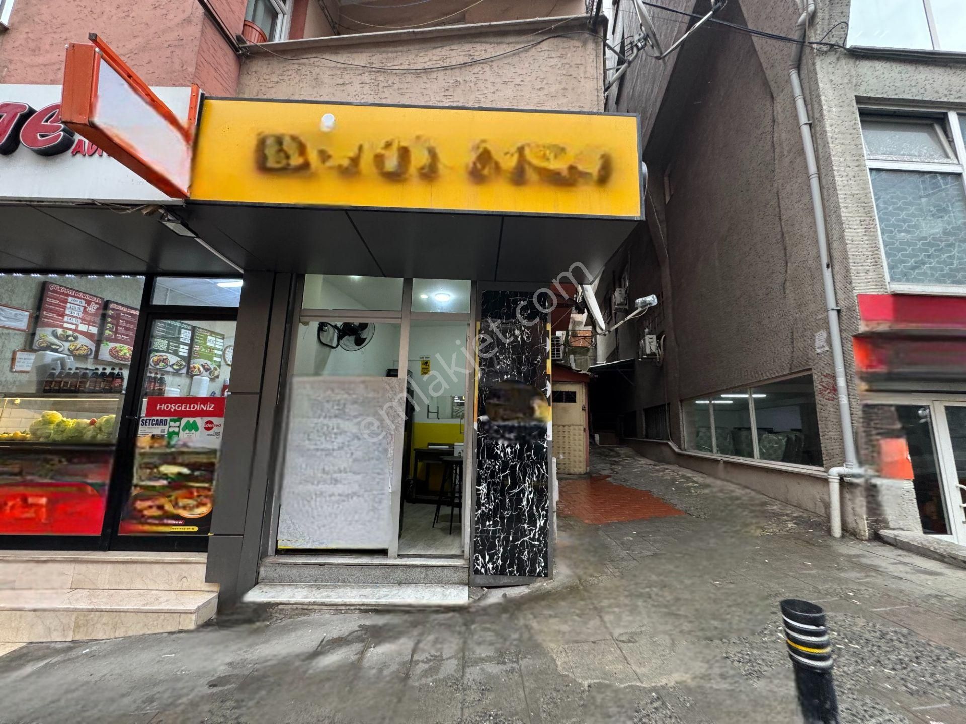 Mecidiyeköy'de İşlek Lokasyonda Devren Kiralık Büfe - Görsel 2