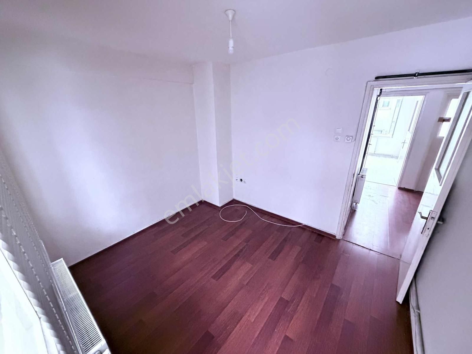 Burcu'dan Çarşı Merkez'de Çift Cephe 2+1 Kiralık Daire - Görsel 6