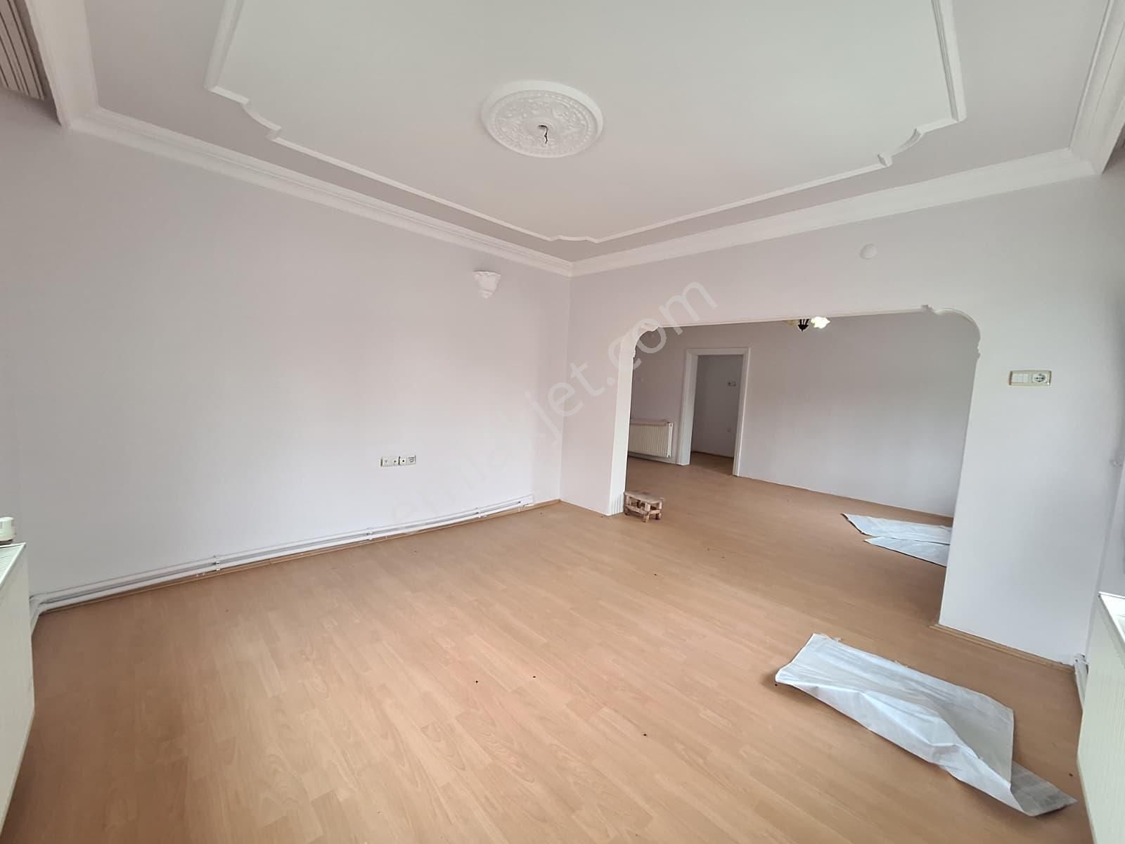 Yaman'dan Bolvadin Aydınlar Mah. Satılık 2 Katlı Müstakil Bina - Görsel 8